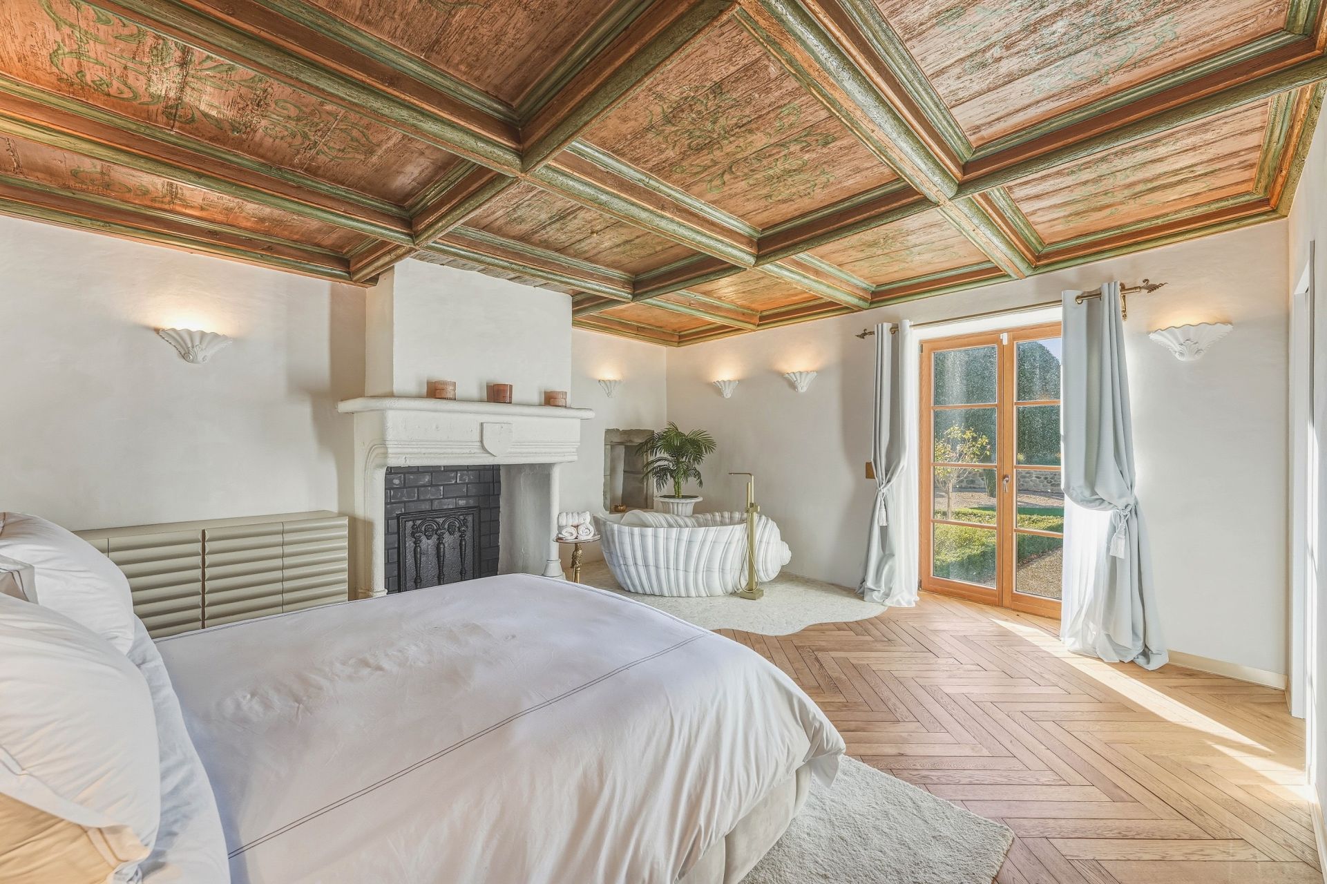 castle 18 Rooms for sale on ST JULIEN EN GENEVOIS (74160)