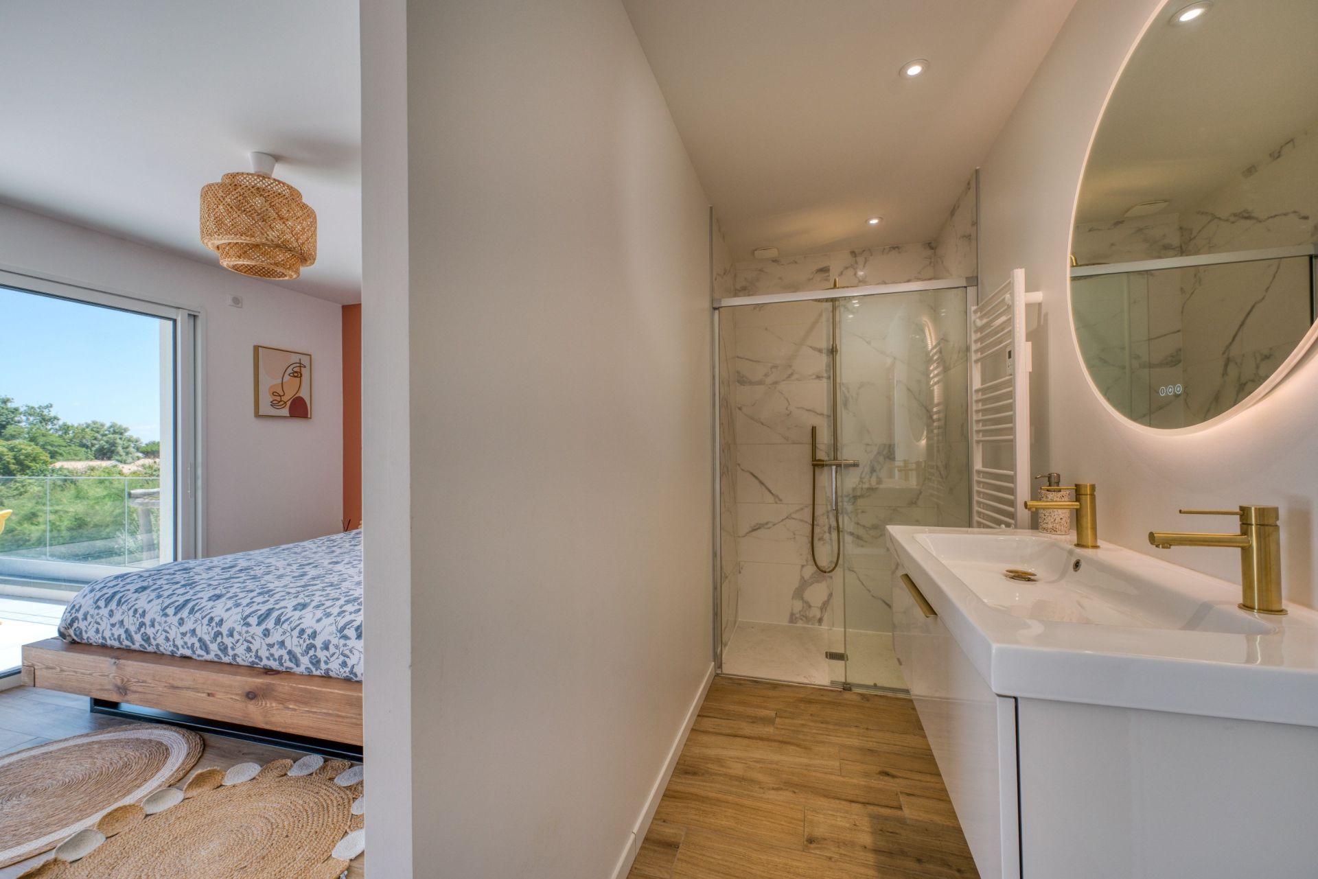 contemporary house 6 Rooms for sale on CHATELAILLON PLAGE (17340)