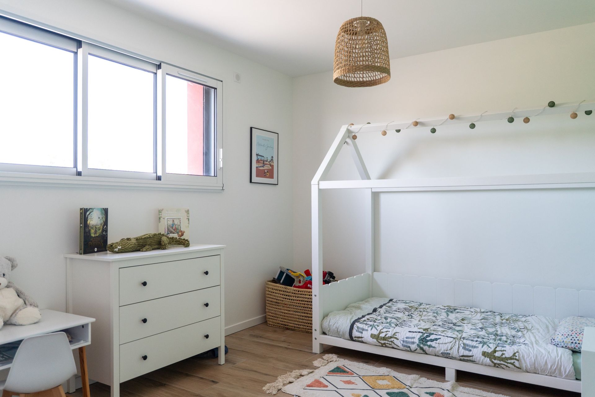 contemporary house 6 Rooms for sale on CHATELAILLON PLAGE (17340)