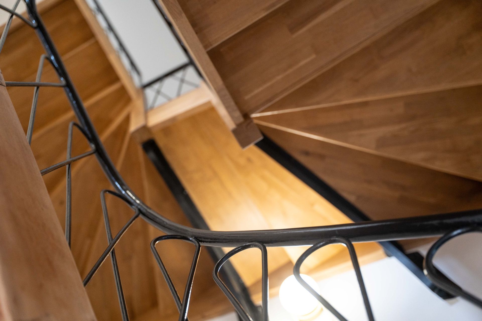 luxury house 7 Rooms for sale on LA ROCHELLE (17000)