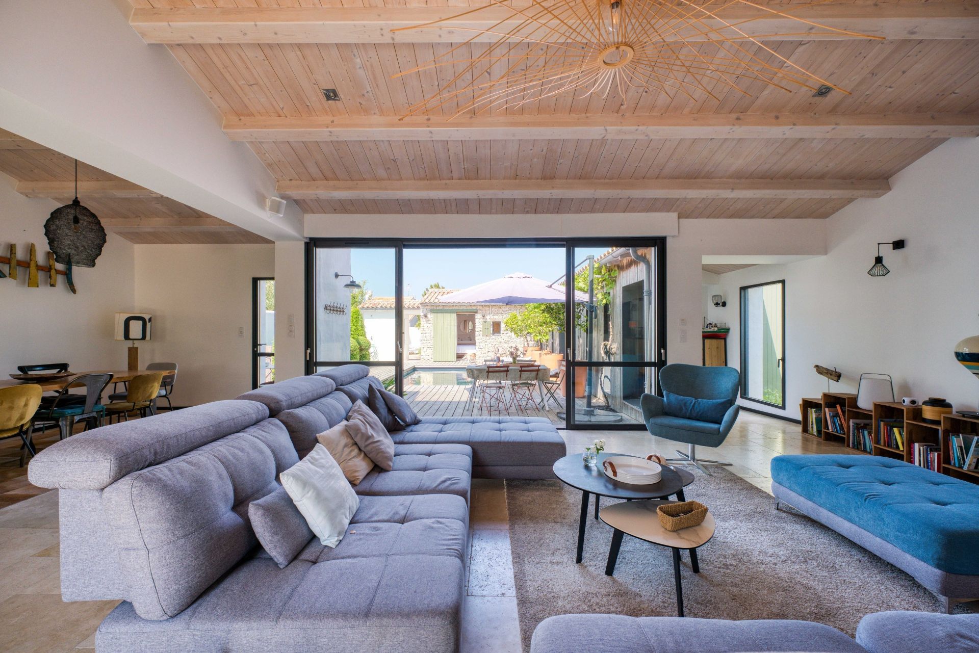 luxury house 9 Rooms for sale on STE MARIE DE RE (17740)