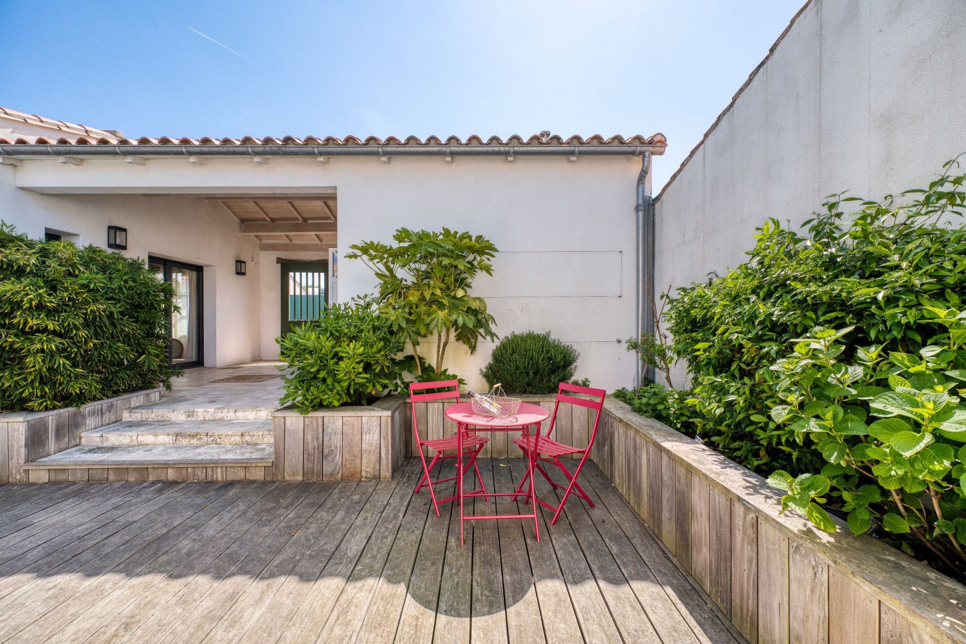 luxury house 9 Rooms for sale on STE MARIE DE RE (17740)