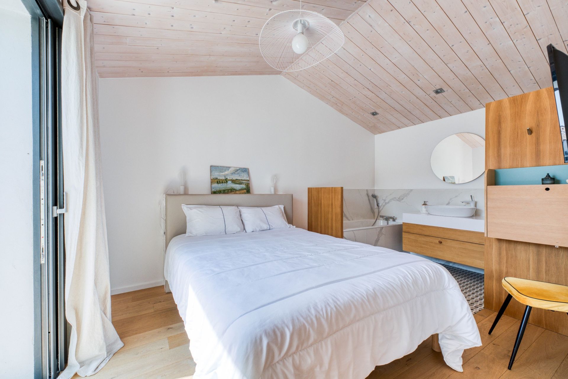 luxury house 9 Rooms for sale on STE MARIE DE RE (17740)