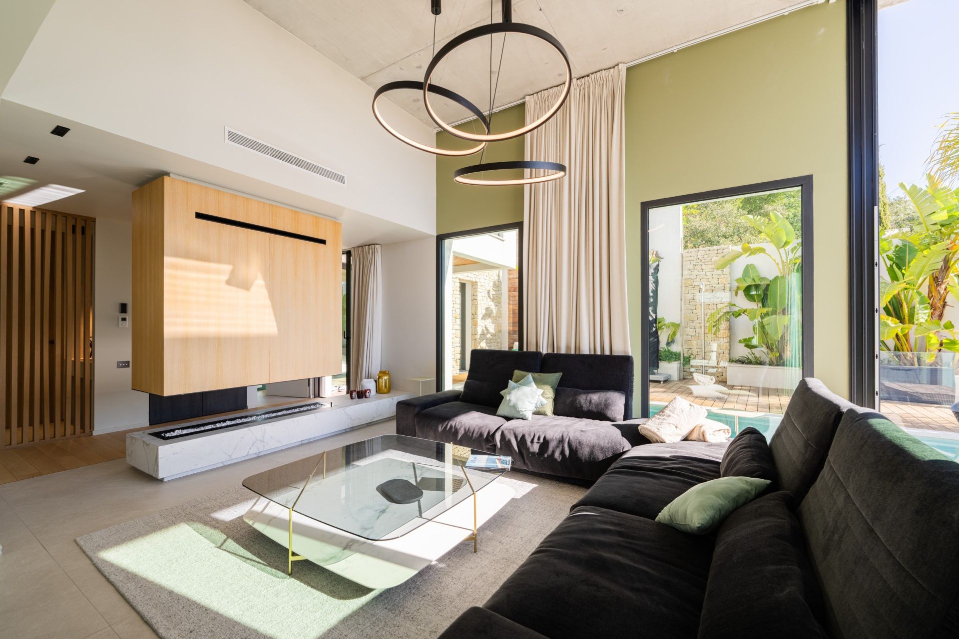 contemporary house 8 Rooms for sale on CARRY LE ROUET (13620)