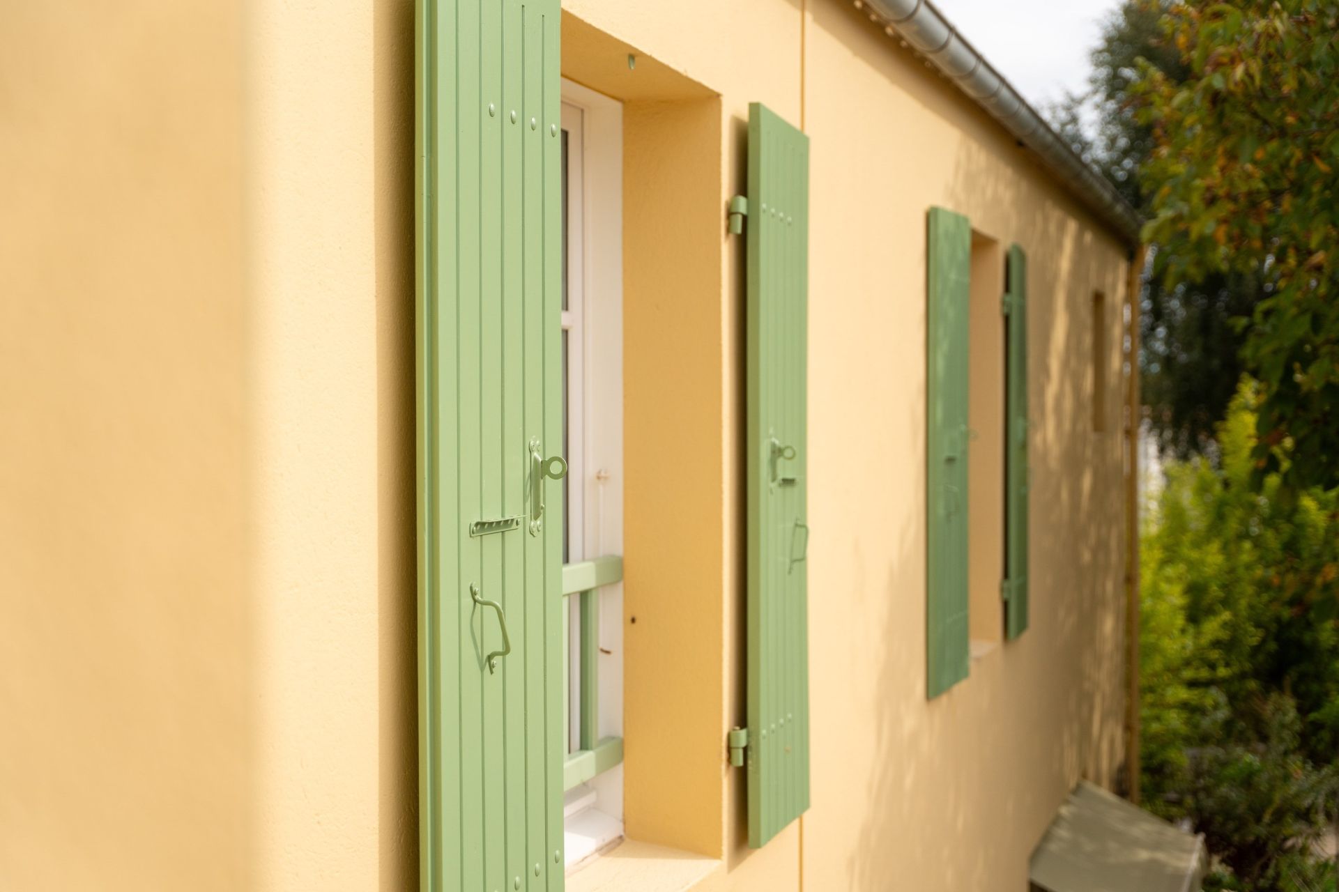 luxury house 6 Rooms for sale on CHATELAILLON PLAGE (17340)