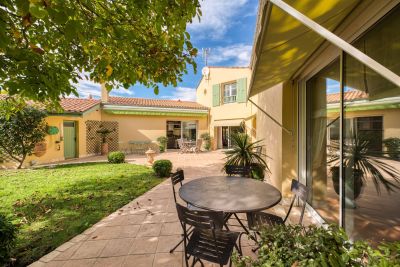 Sale Luxury house Châtelaillon-Plage 6&nbsp;Rooms 250&nbsp;m²
