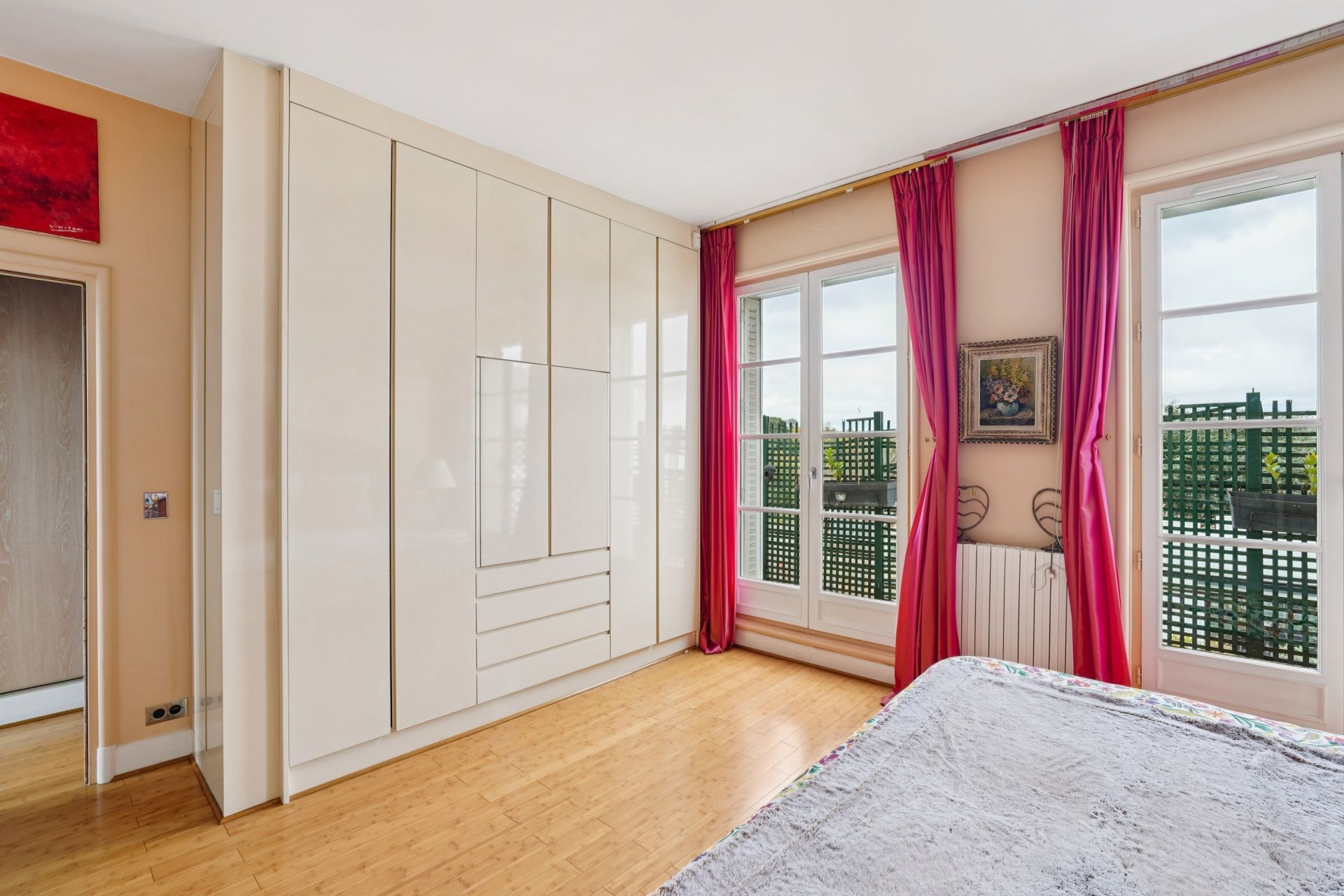 mansion (hôtel particulier) 7 Rooms for sale on BOULOGNE BILLANCOURT (92100)