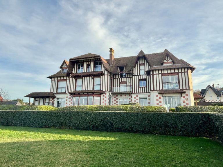 appartement de luxe 5 Pièces en vente sur BENERVILLE SUR MER (14910)