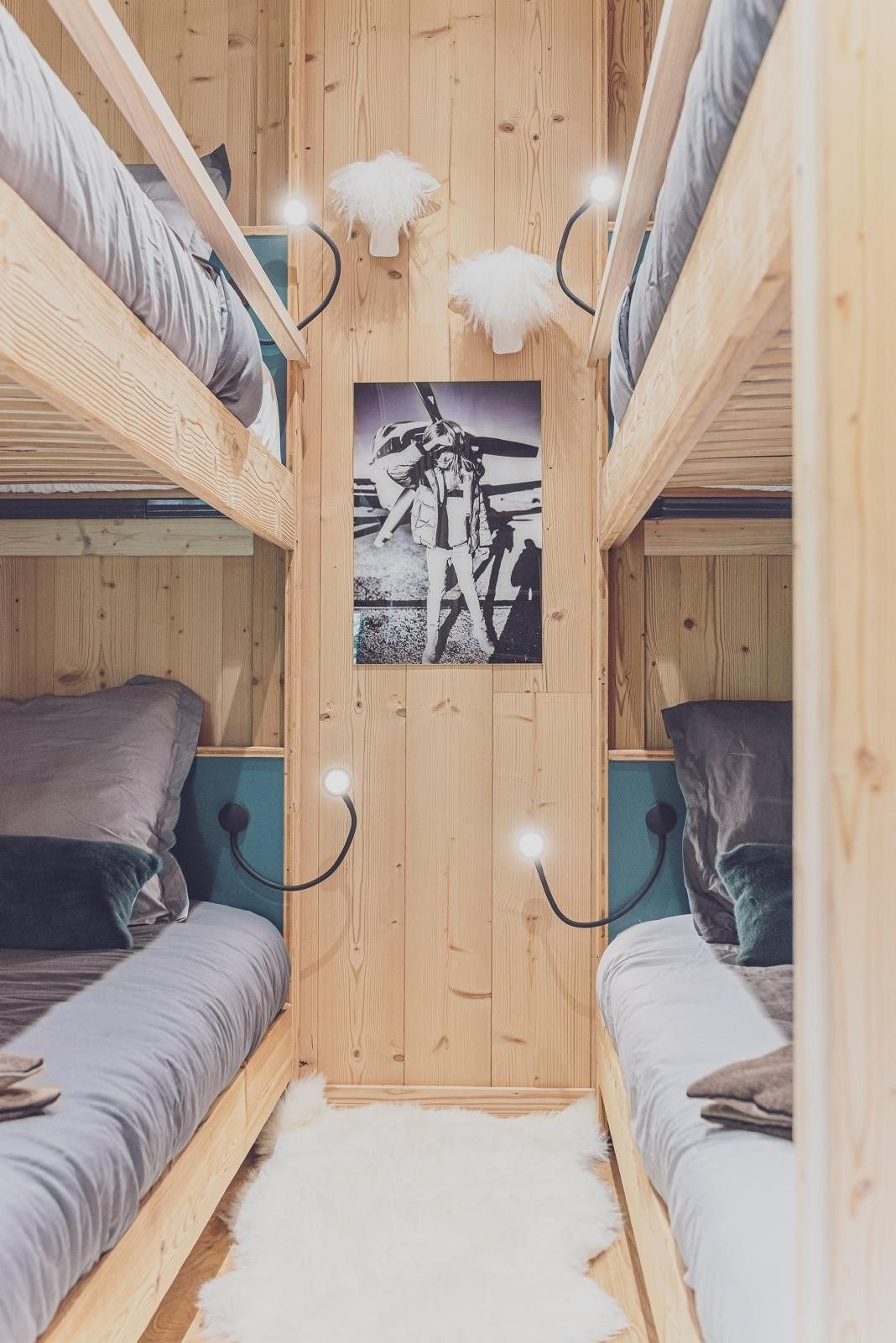 luxury chalet 9 Rooms for sale on VALLOIRE (73450)