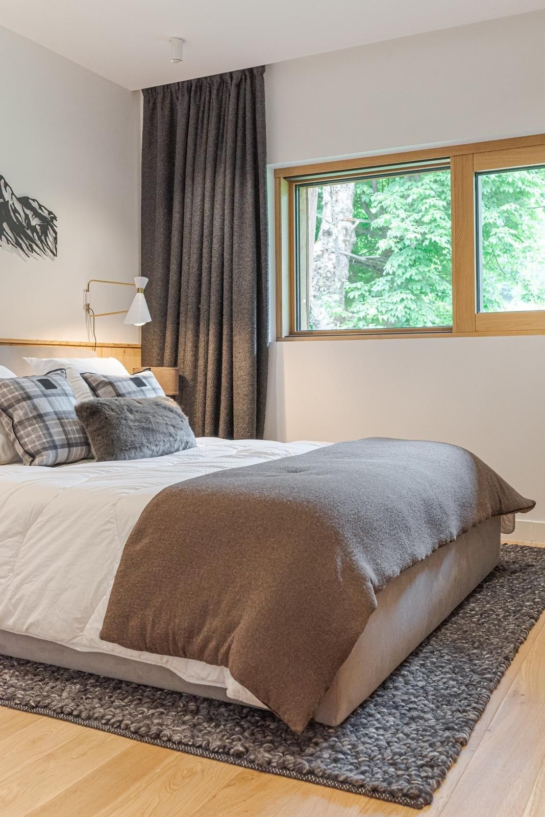 luxury chalet 9 Rooms for sale on VALLOIRE (73450)