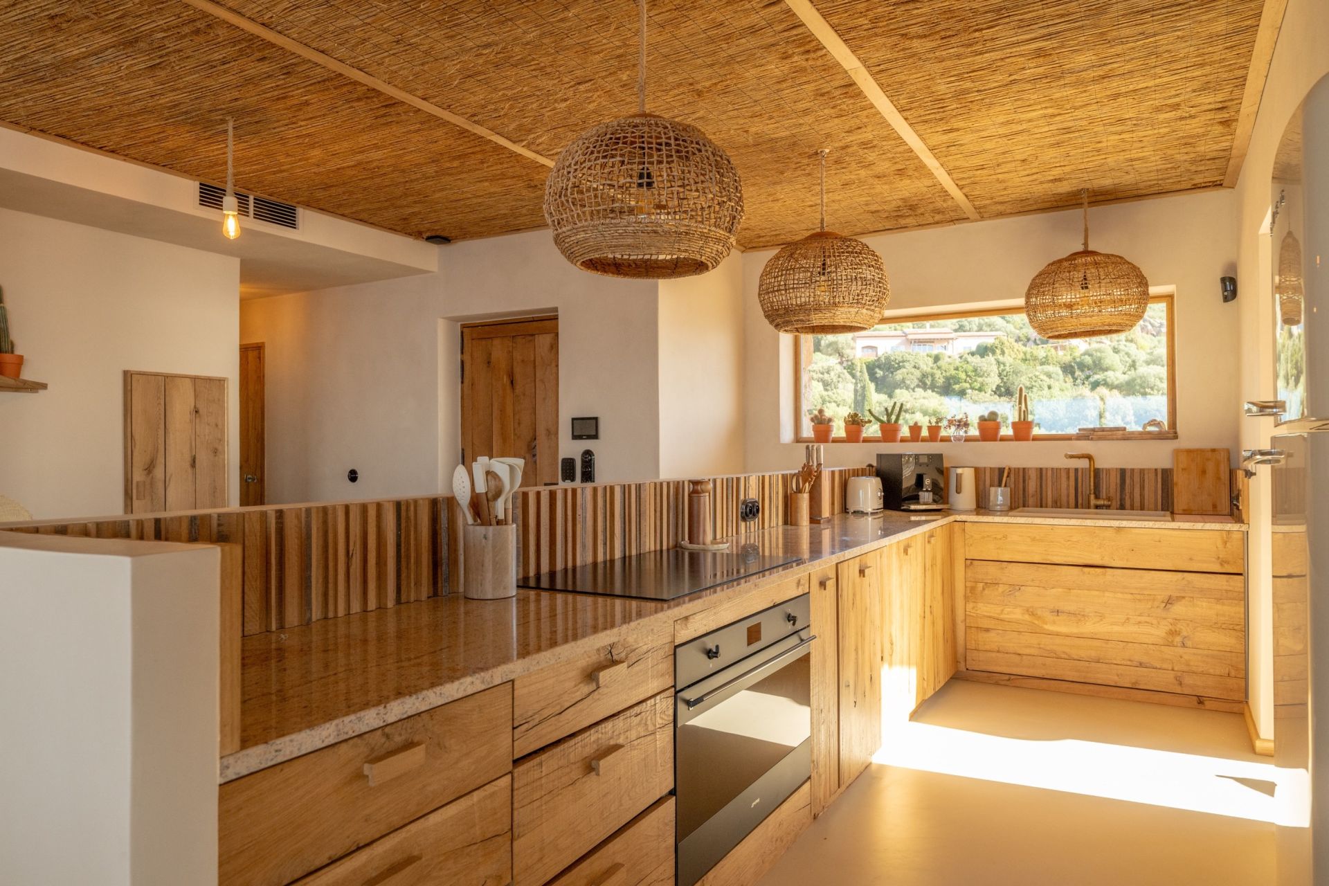 villa de luxe 8 Pièces en location saisonnière sur OLMETO (20113)
