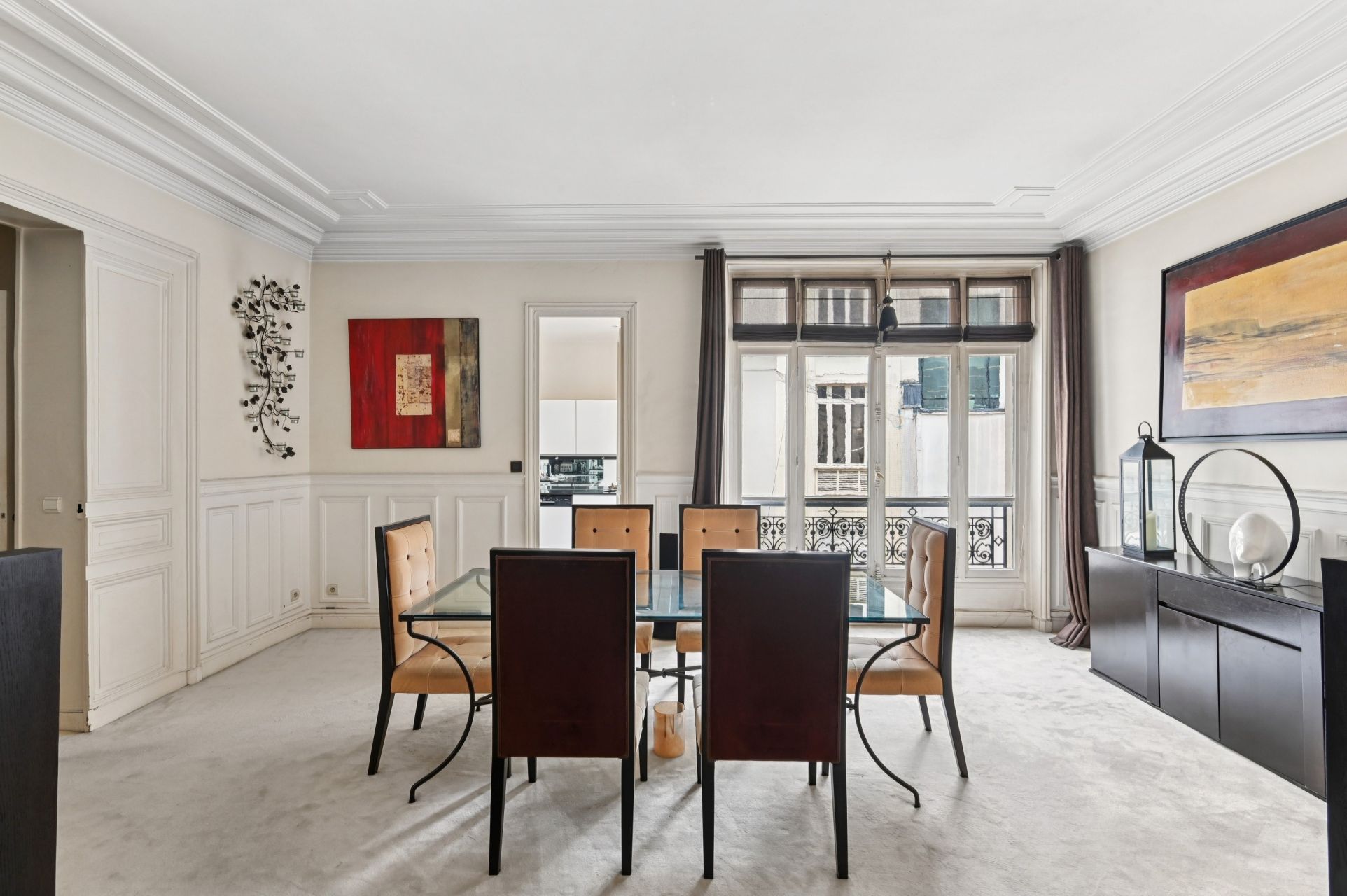 luxury apartment 5 Rooms for sale on PARIS (75008)