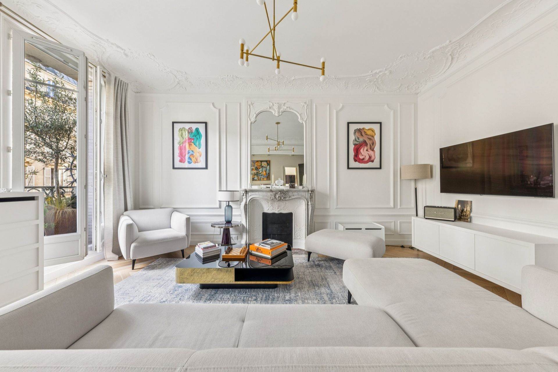 luxury apartment 6 Rooms for sale on PARIS (75010)