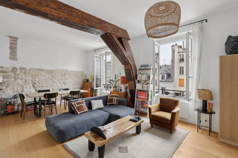 luxury apartment 2 Rooms for sale on PARIS (75003)