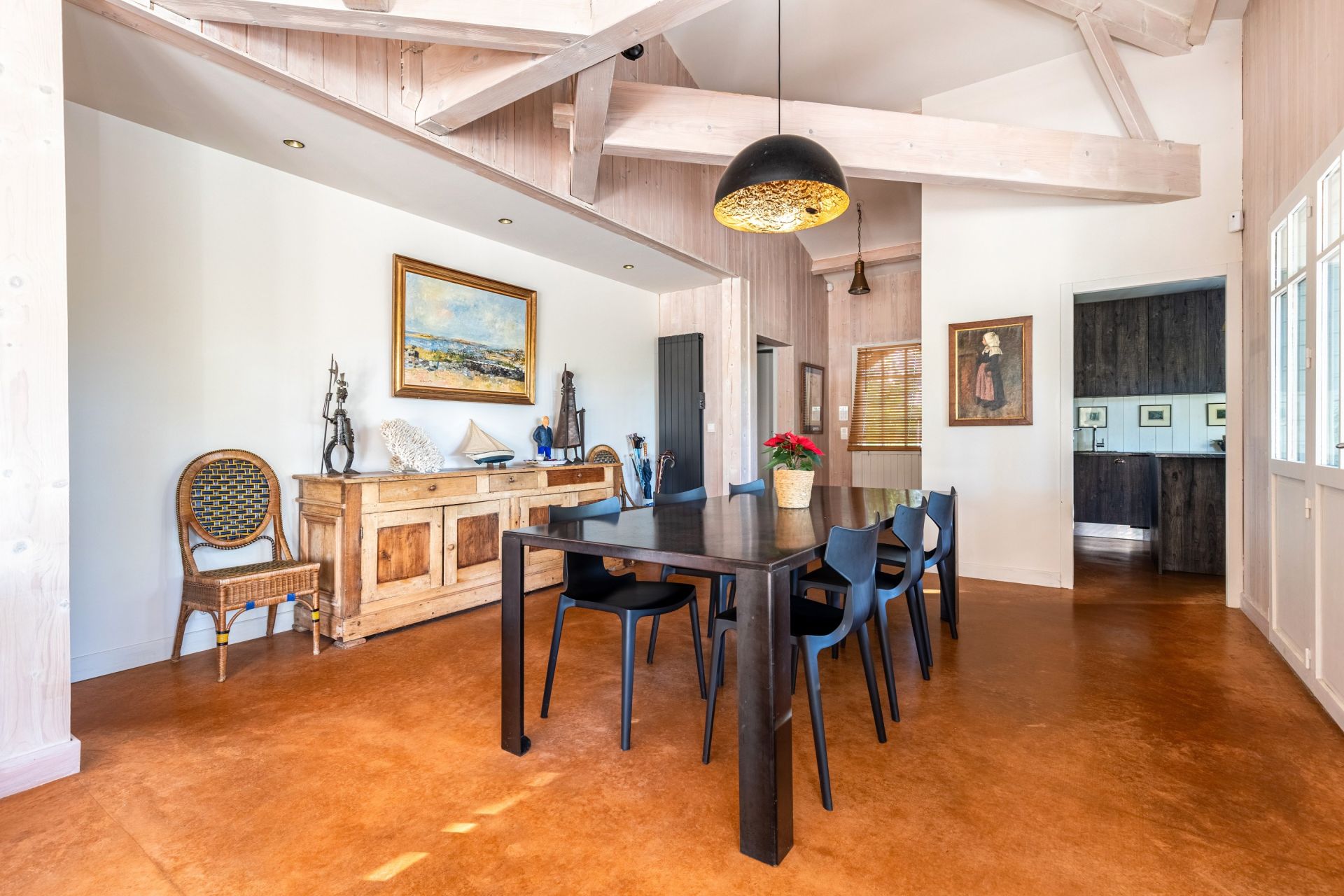 luxury house 7 Rooms for sale on CAP FERRET (33970)