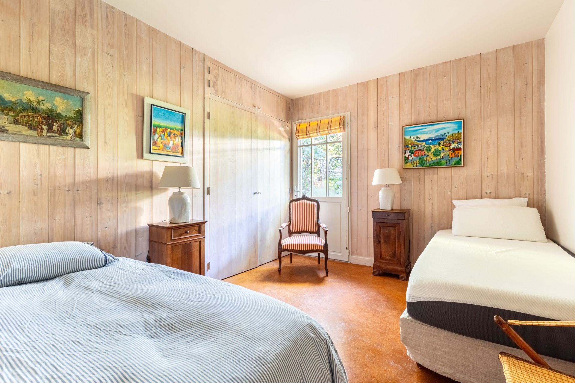luxury house 7 Rooms for sale on CAP FERRET (33970)