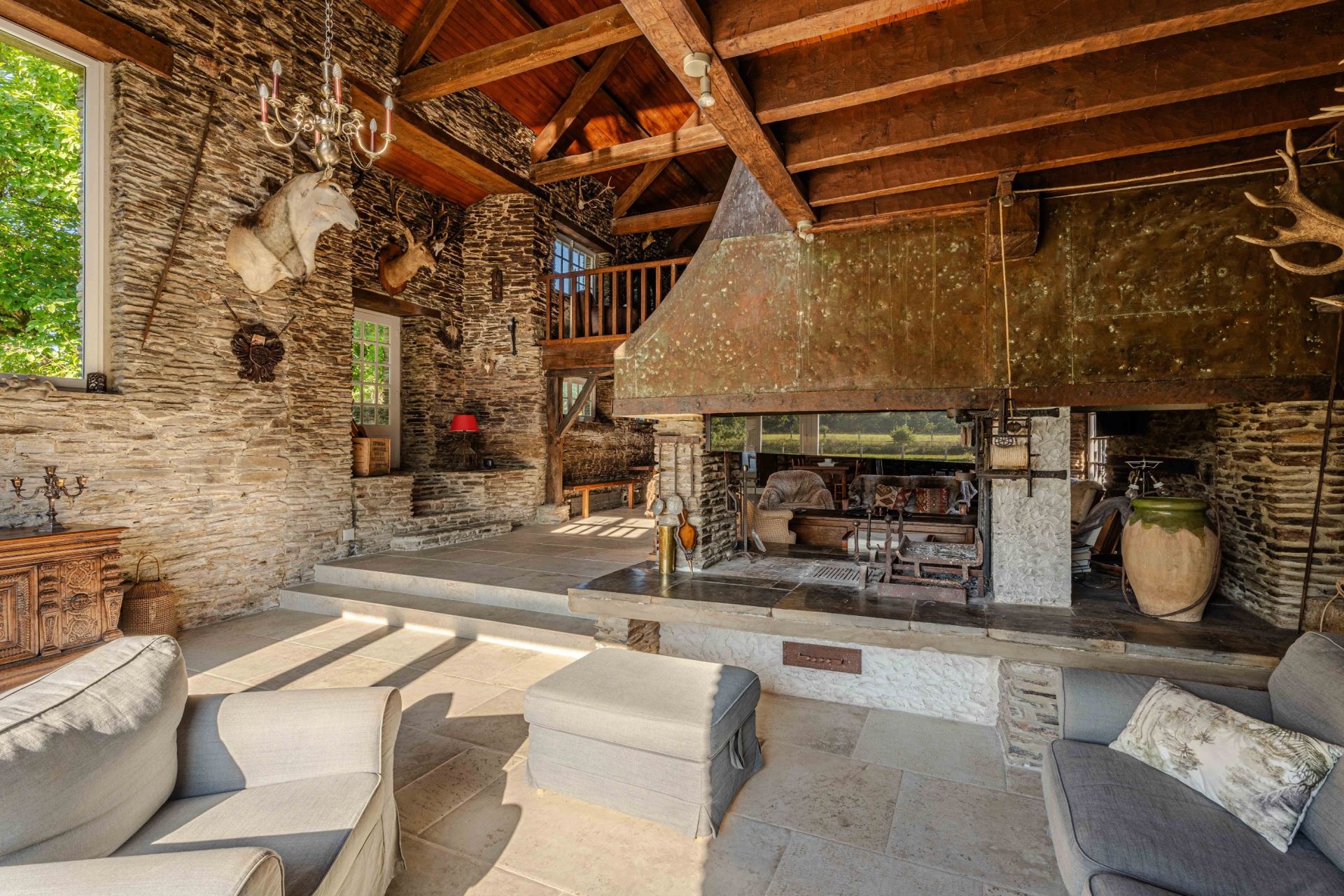 luxury house 19 Rooms for sale on BAYEUX (14400)