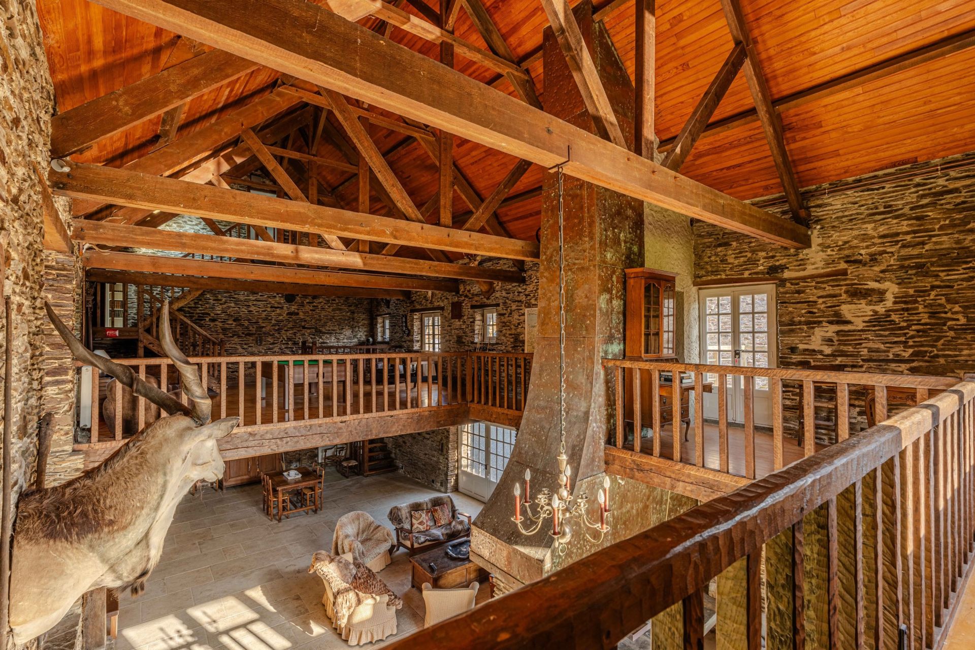 luxury house 19 Rooms for sale on BAYEUX (14400)