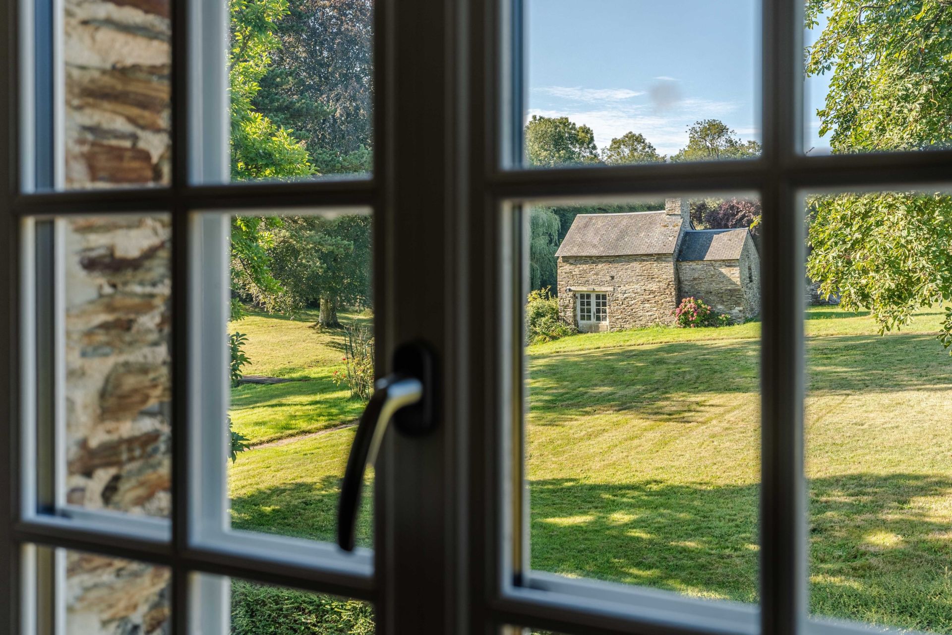 luxury house 19 Rooms for sale on BAYEUX (14400)