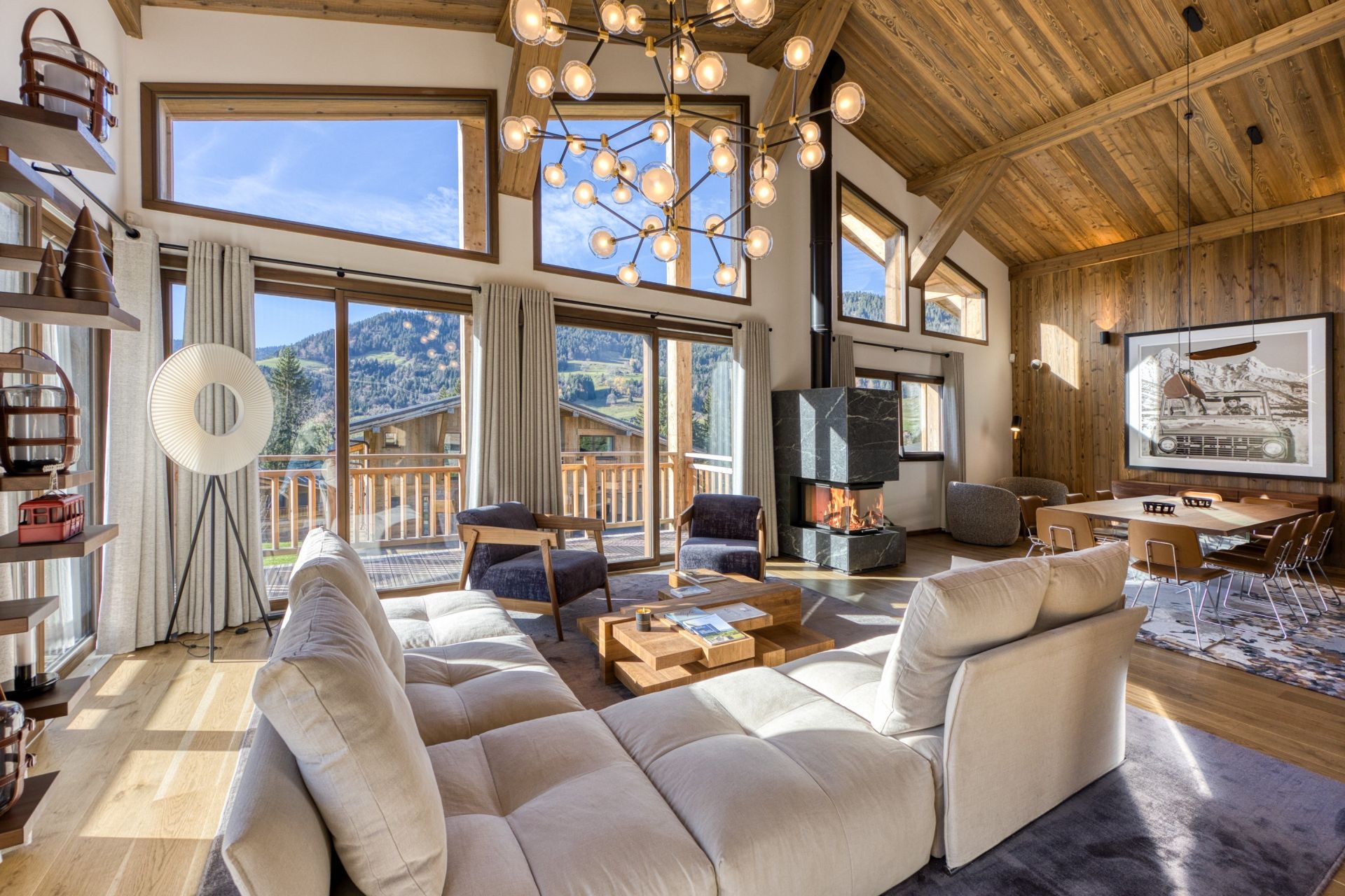 luxury chalet 8 Rooms for seasonal rent on MEGEVE (74120)