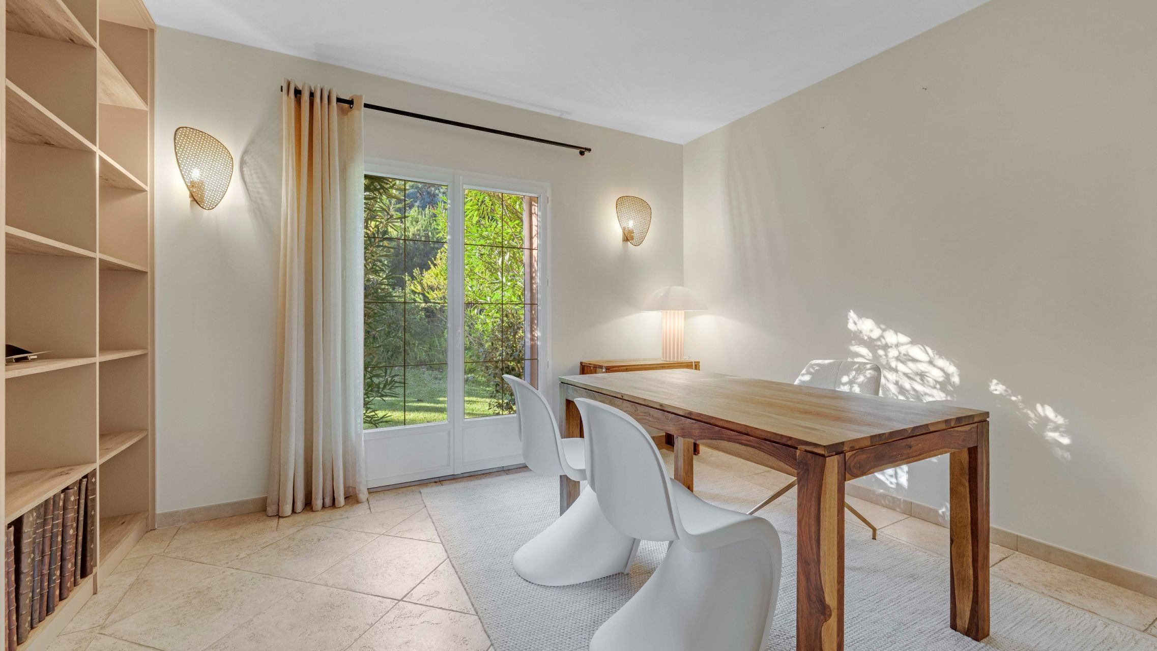 mansion 12 Rooms for sale on GRIMAUD (83310)