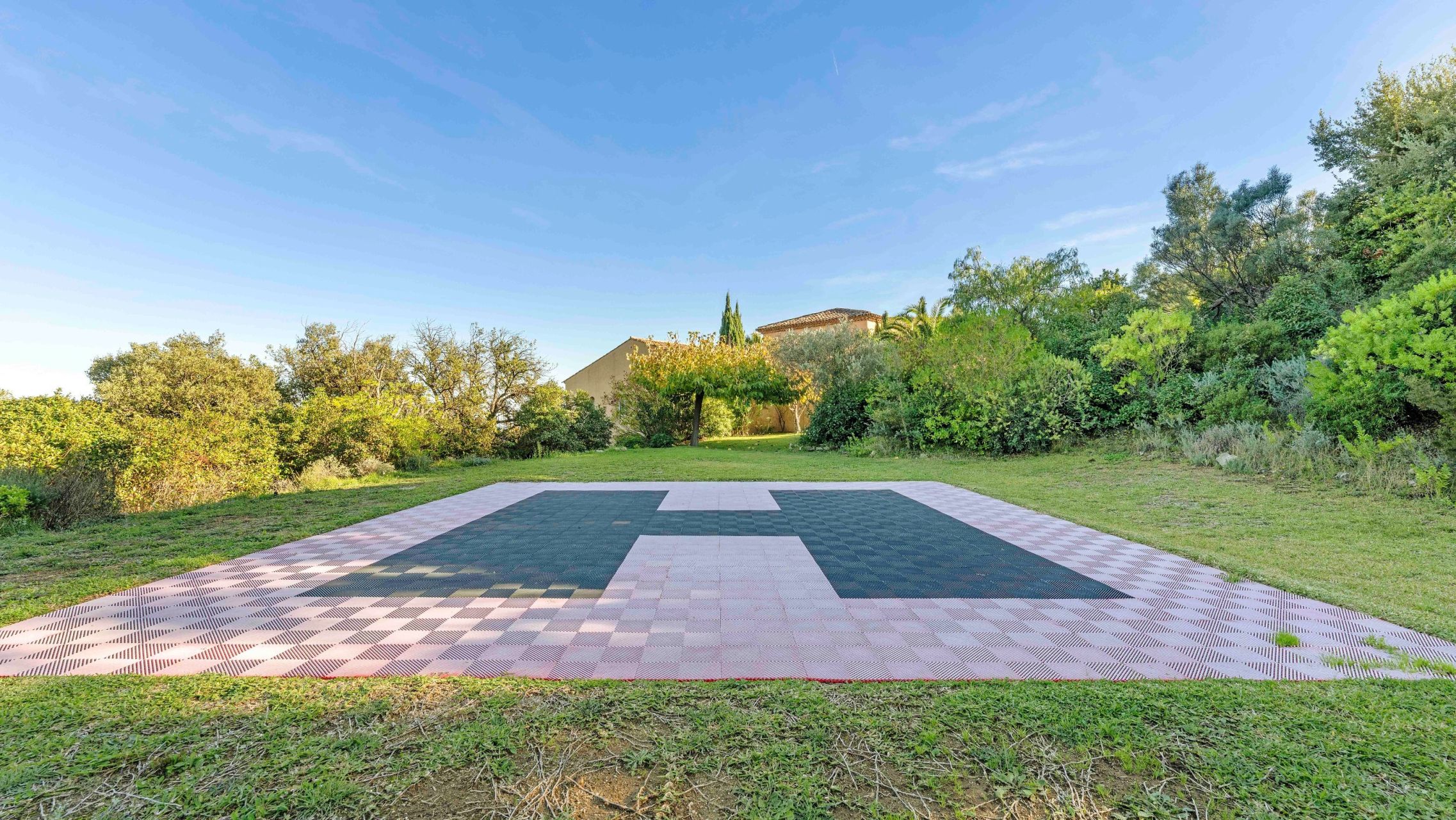 mansion 12 Rooms for sale on GRIMAUD (83310)