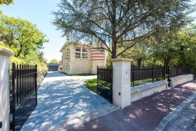 Sale Luxury house Bordeaux 6 Rooms 210 m²