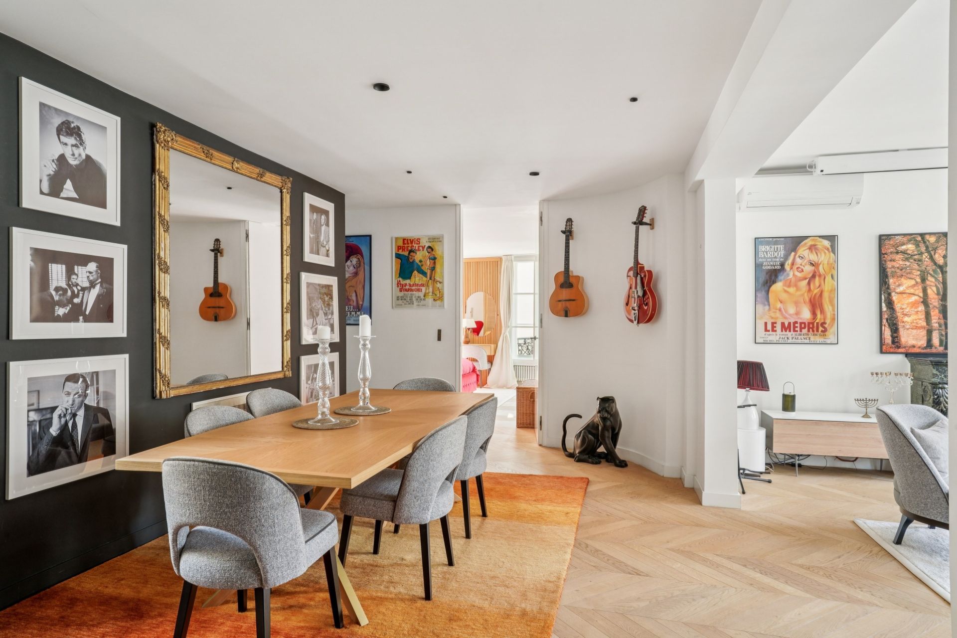 luxury apartment 5 Rooms for sale on PARIS (75006)