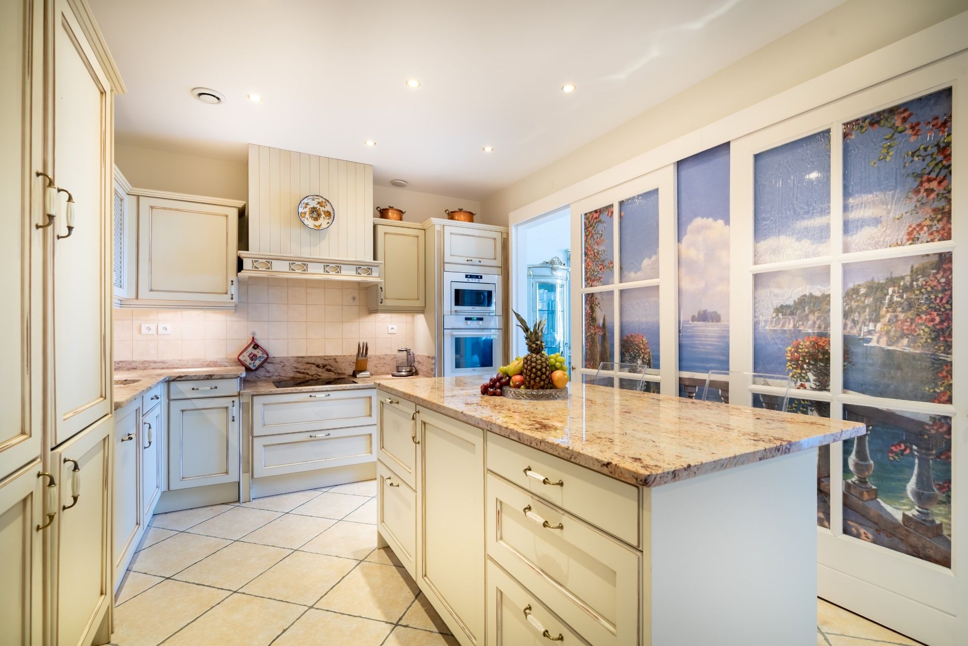 luxury apartment 7 Rooms for sale on EVIAN LES BAINS (74500)