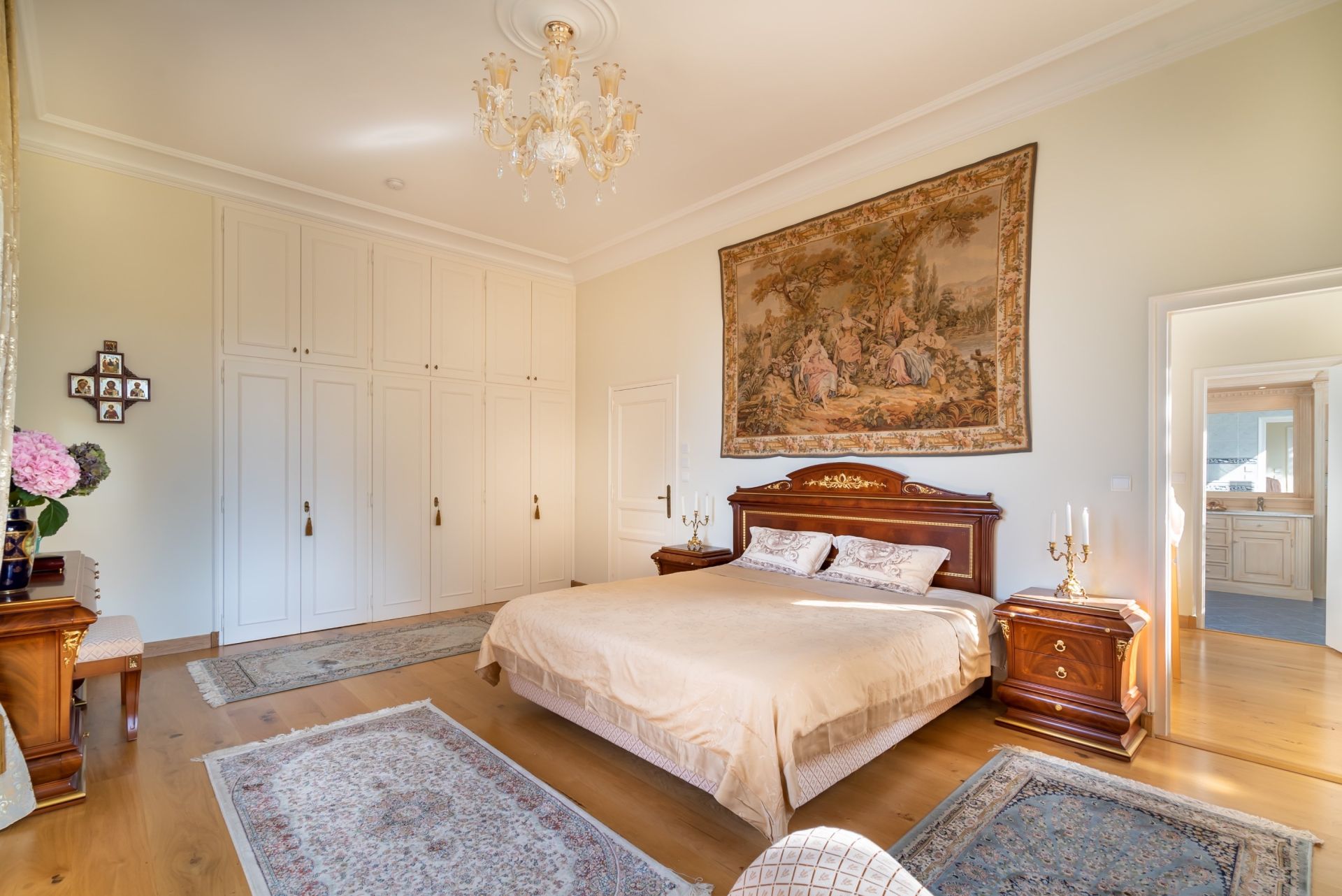 luxury apartment 7 Rooms for sale on EVIAN LES BAINS (74500)