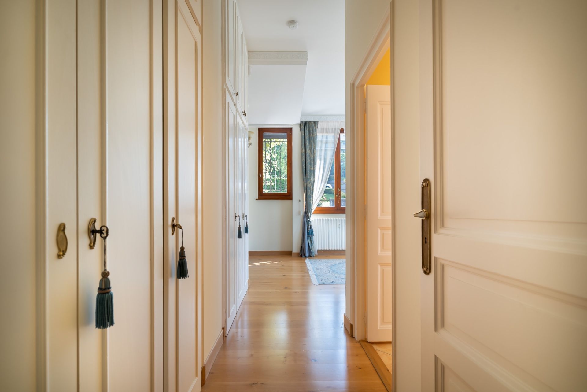 luxury apartment 7 Rooms for sale on EVIAN LES BAINS (74500)