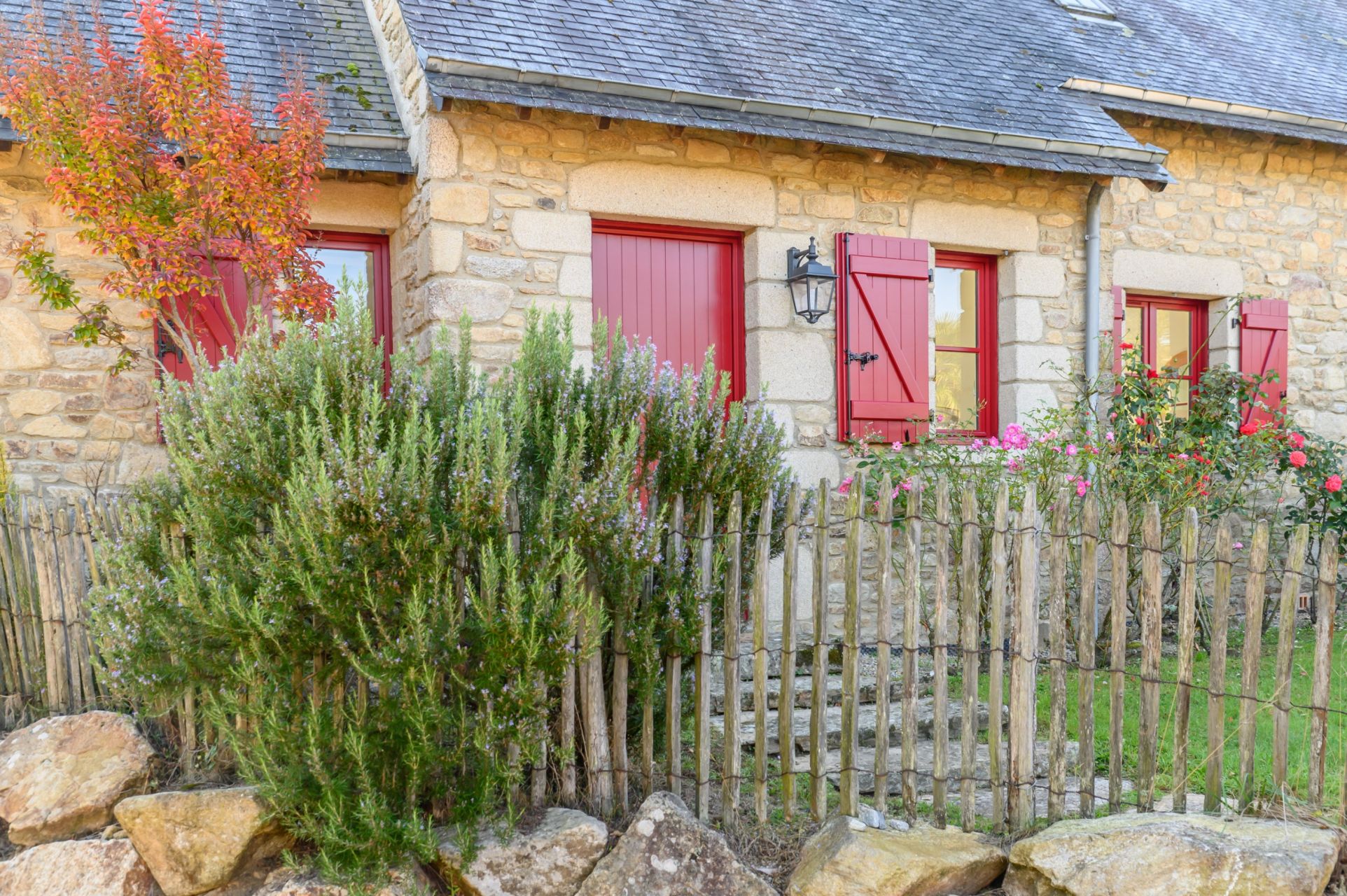 luxury house 4 Rooms for seasonal rent on ARRADON (56610)