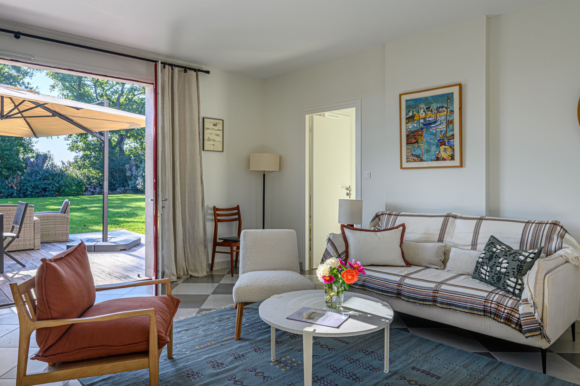 luxury house 4 Rooms for seasonal rent on ARRADON (56610)