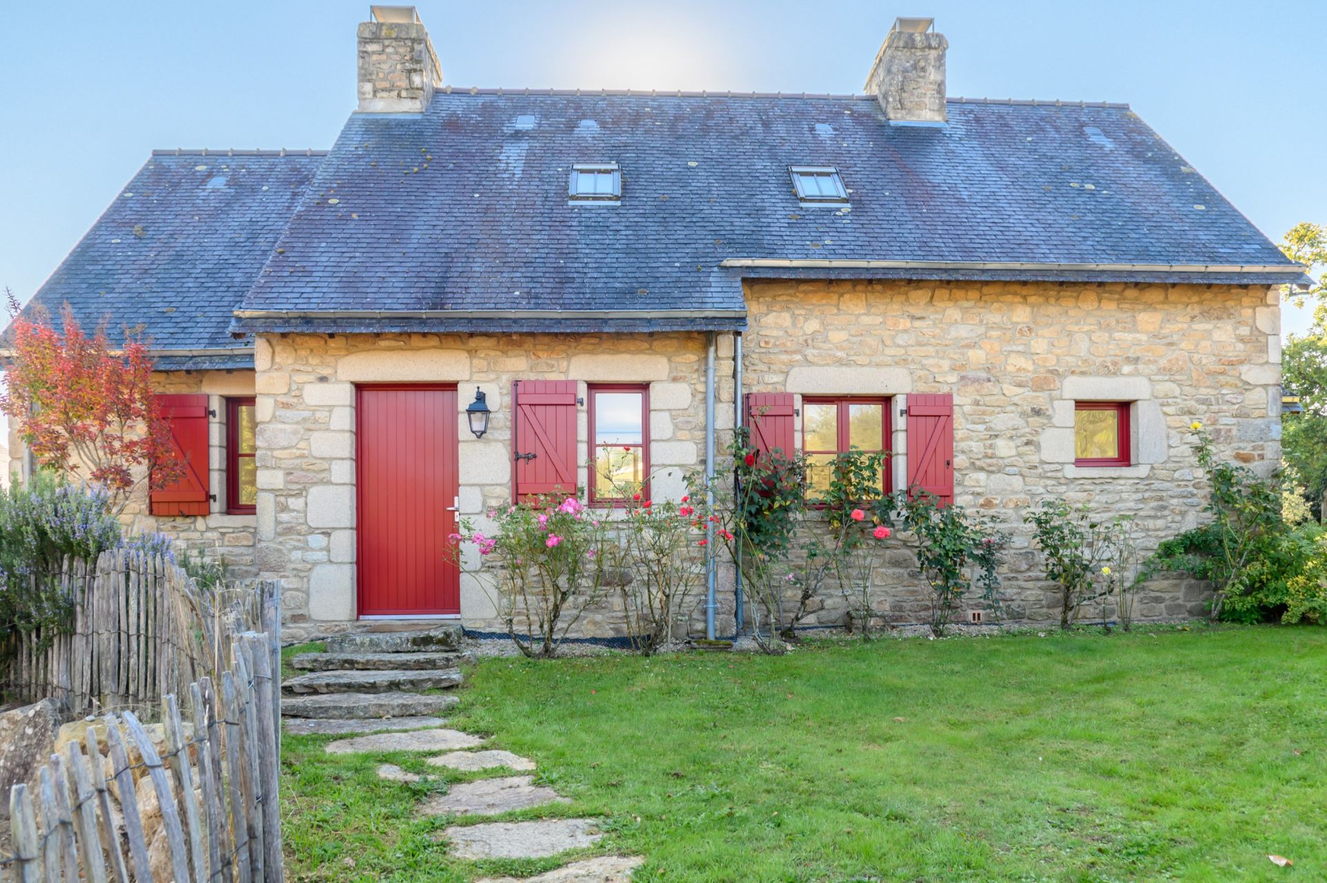 luxury house 4 Rooms for seasonal rent on ARRADON (56610)