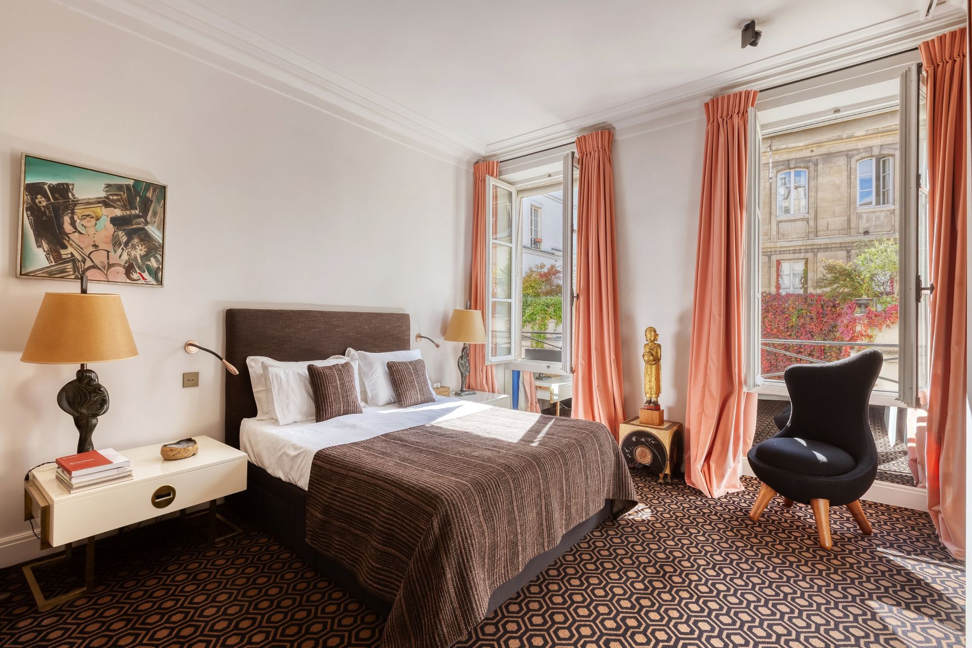 luxury apartment 5 Rooms for sale on PARIS (75006)