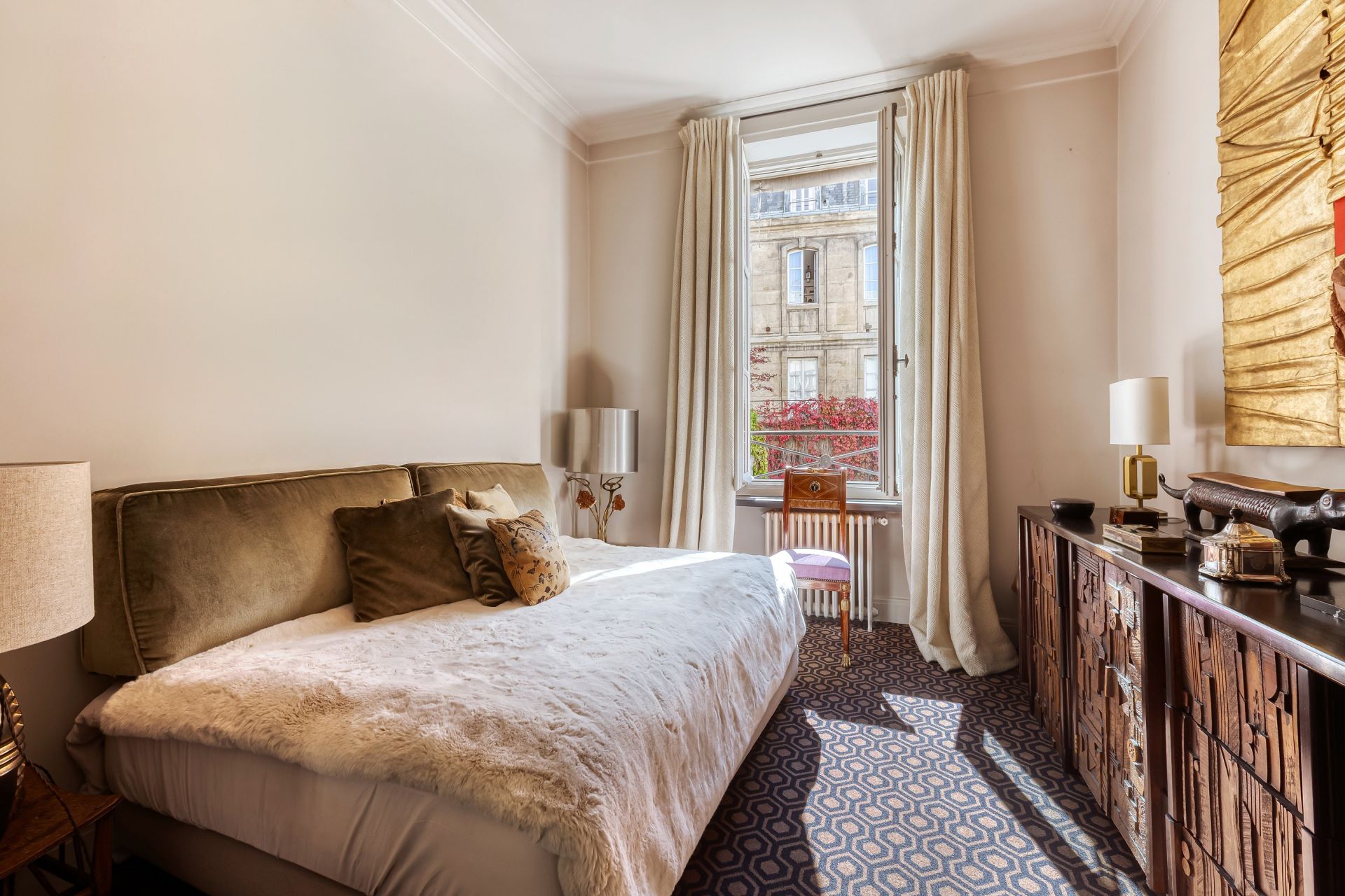 luxury apartment 5 Rooms for sale on PARIS (75006)