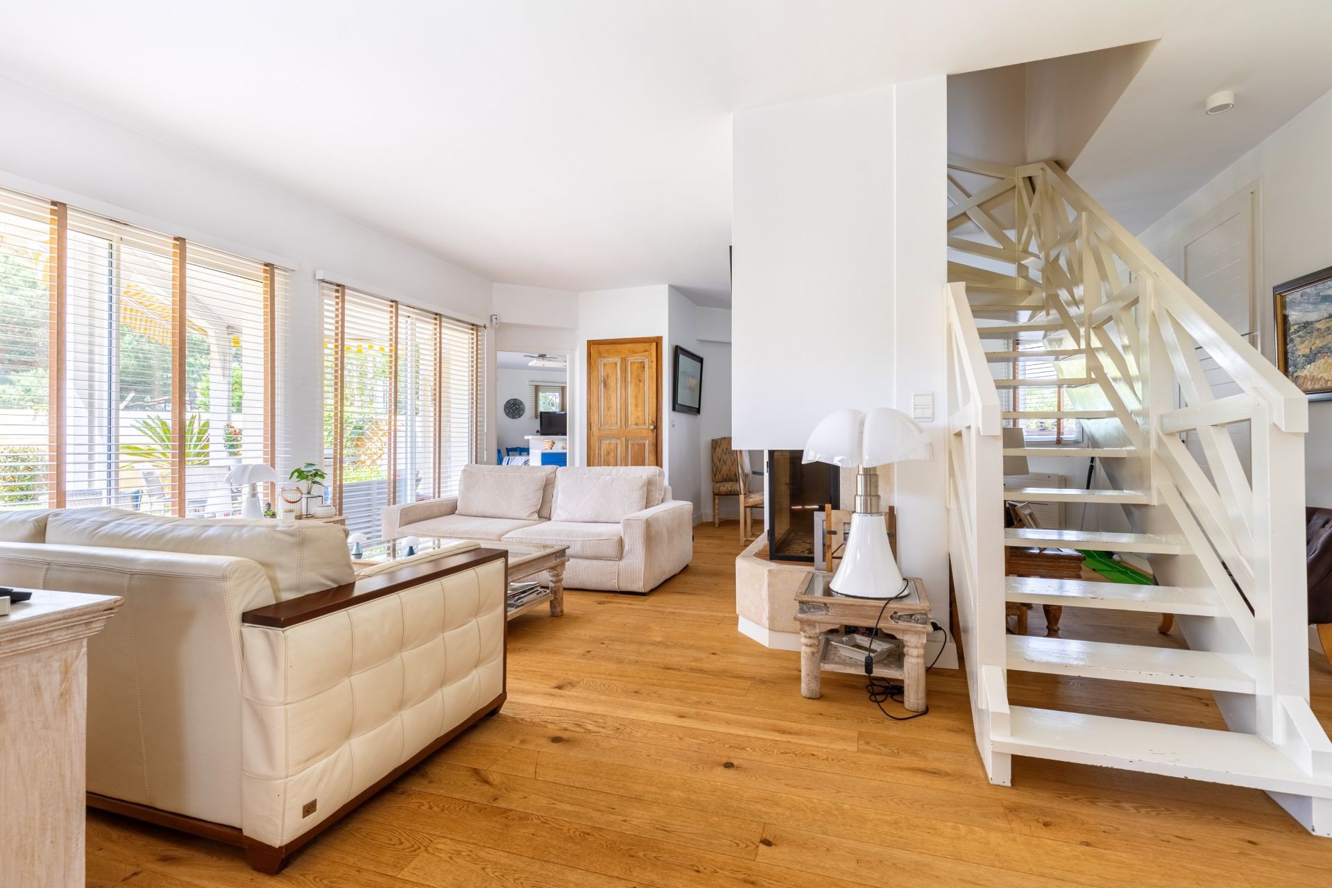 luxury house 6 Rooms for sale on PYLA SUR MER (33115)