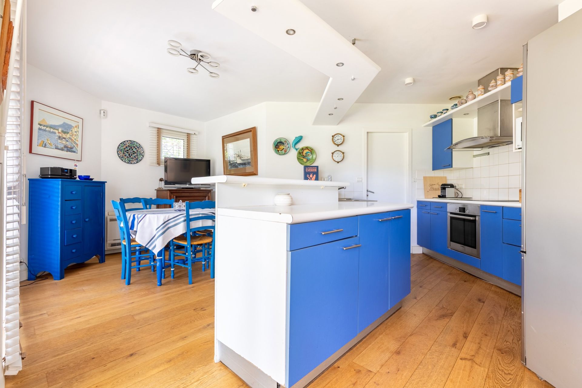 luxury house 6 Rooms for sale on PYLA SUR MER (33115)