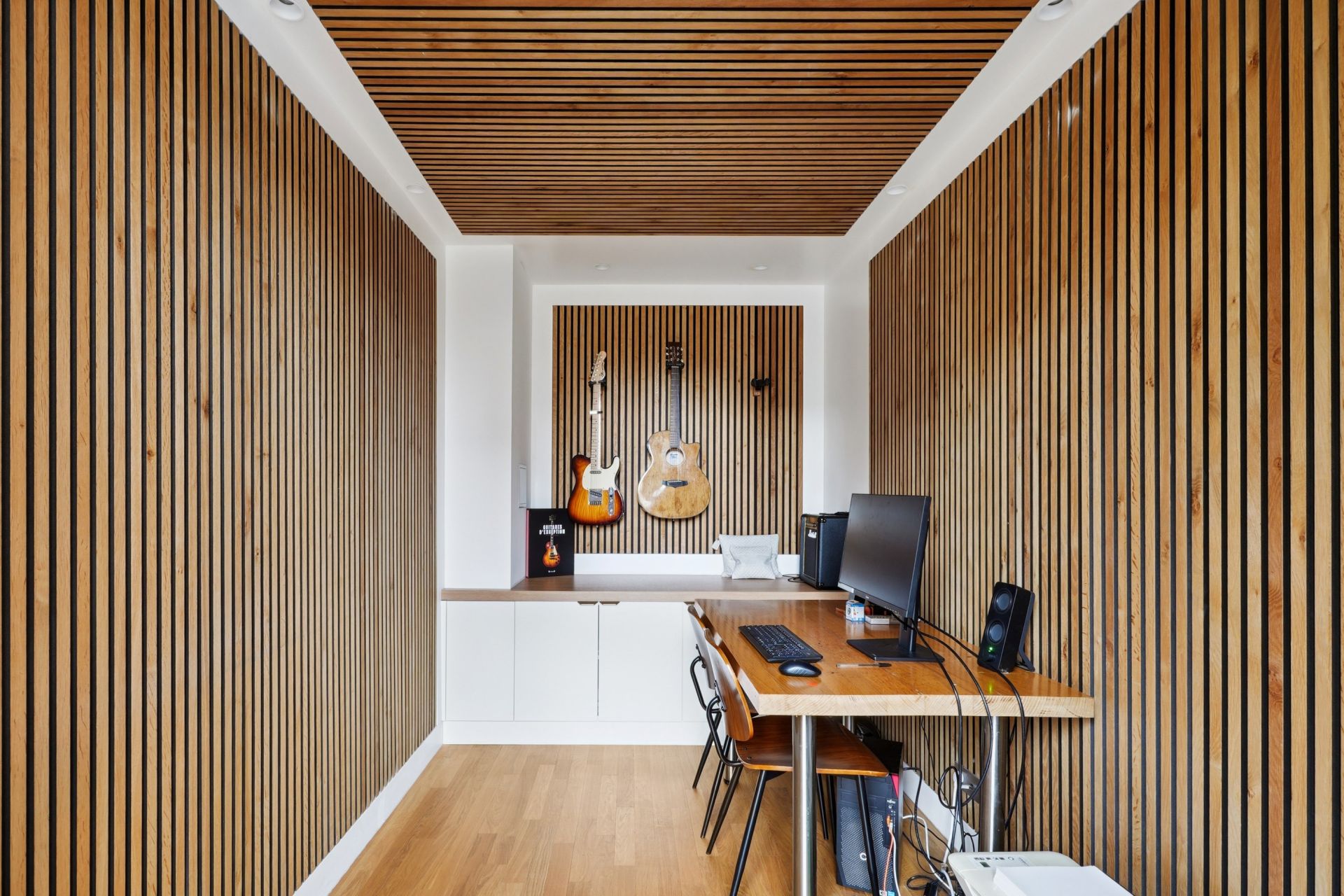 luxury apartment 9 Rooms for sale on NEUILLY SUR SEINE (92200)