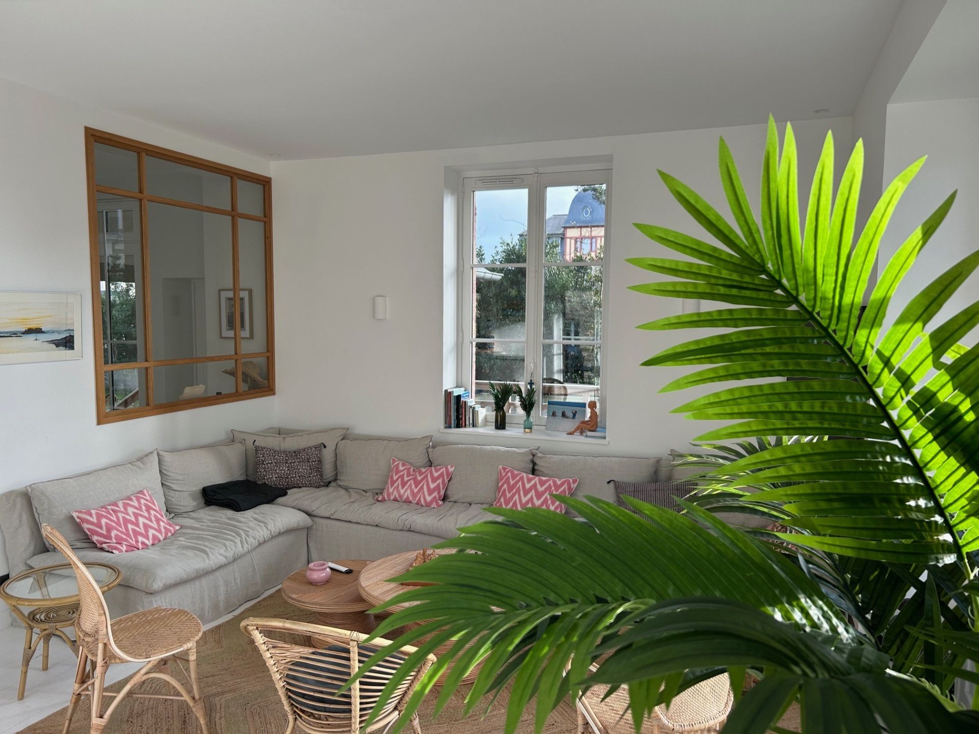 luxury house 10 Rooms for sale on ST LUNAIRE (35800)