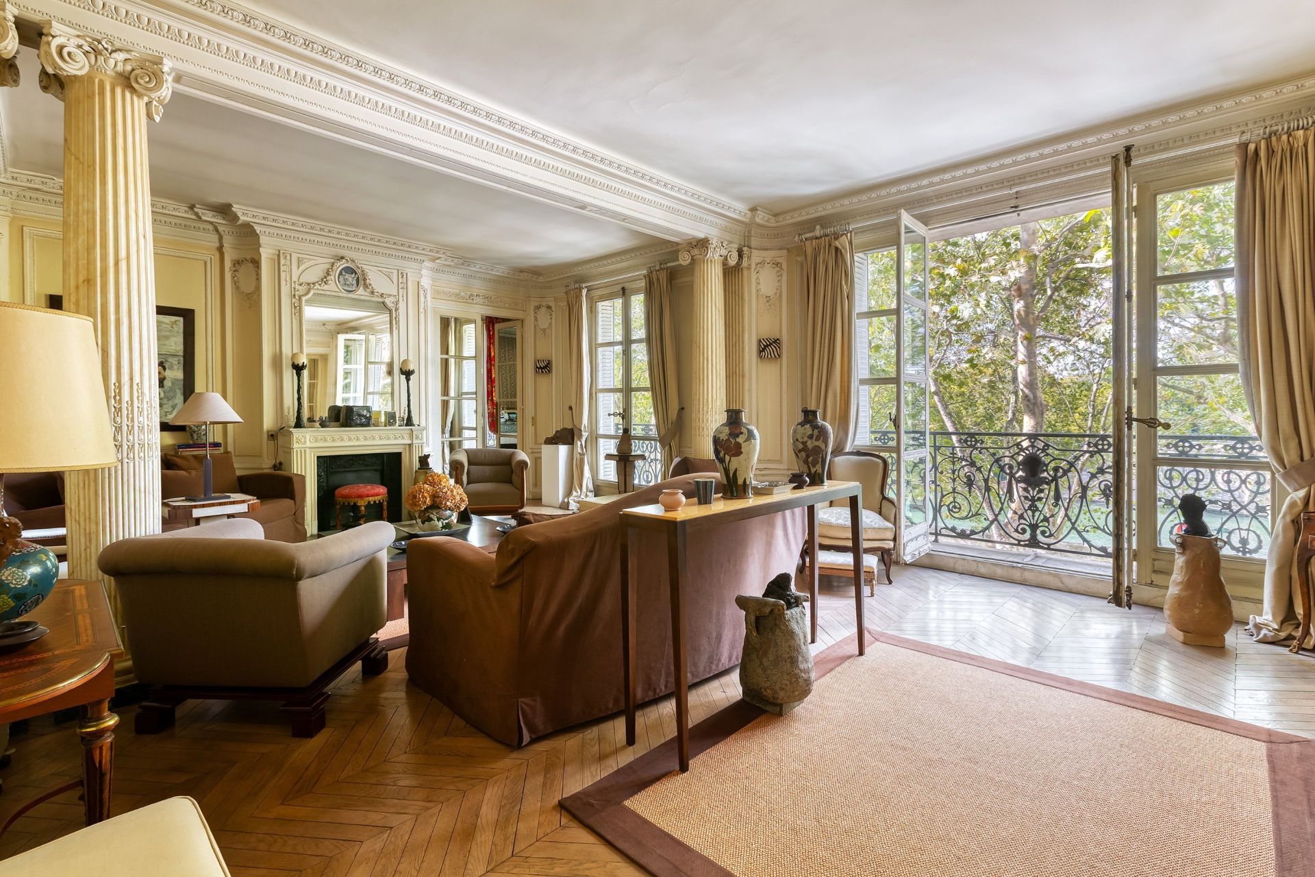luxury apartment 11 Rooms for sale on PARIS (75004)