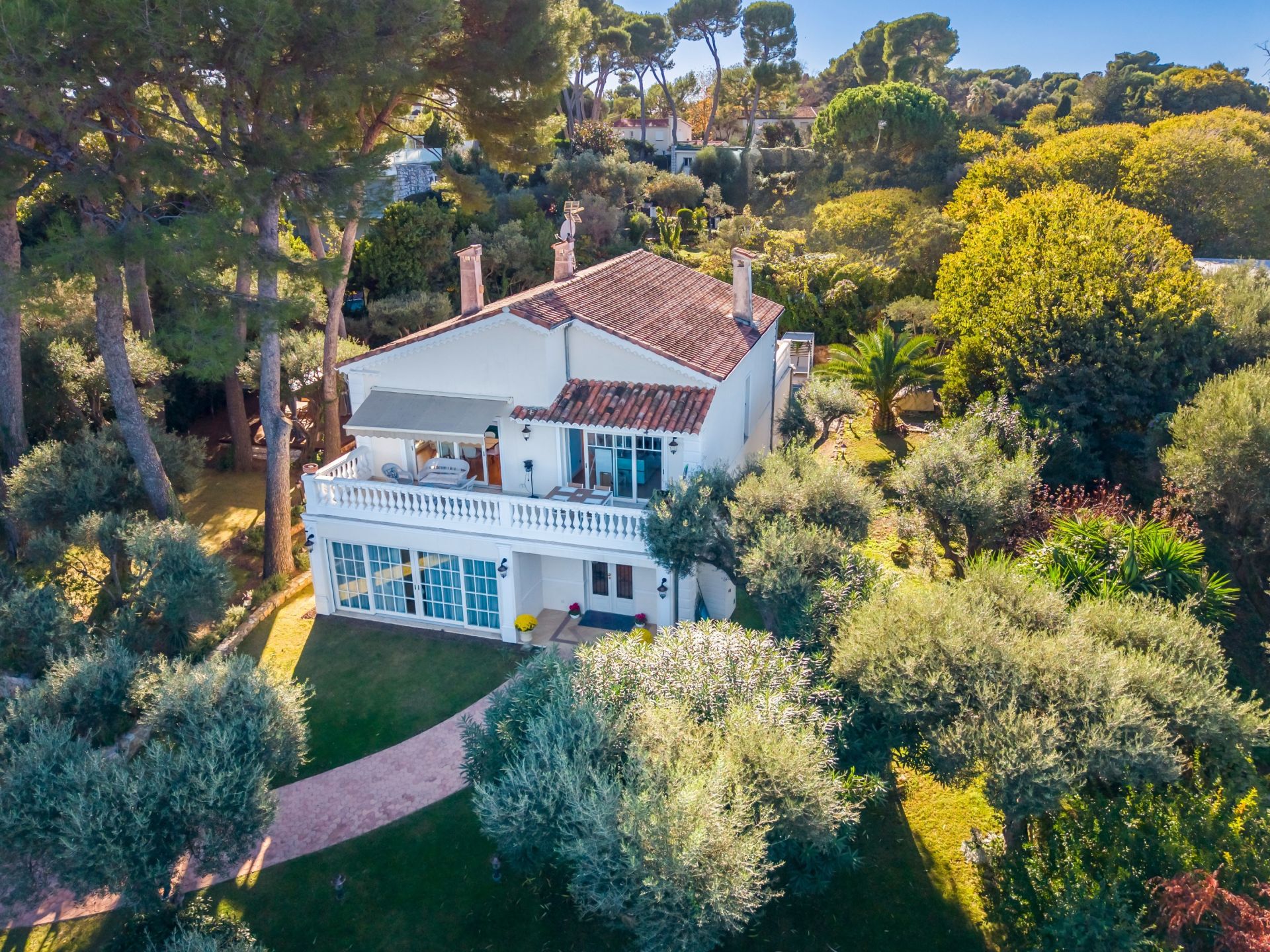 villa de luxe 5 Pièces en vente sur CAP D ANTIBES (06160)