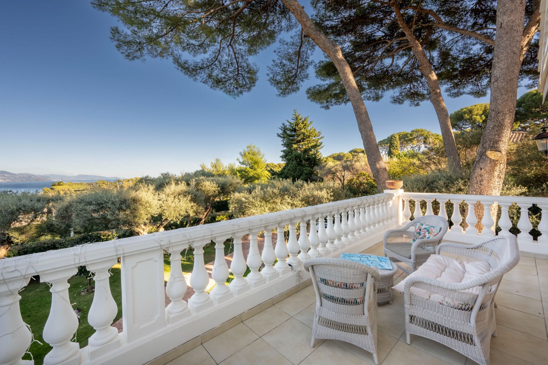 villa de luxe 5 Pièces en vente sur CAP D ANTIBES (06160)