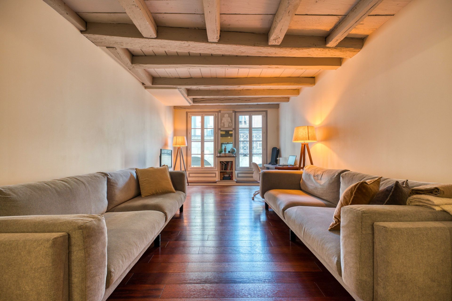 luxury duplex 6 Rooms for sale on LA ROCHELLE (17000)