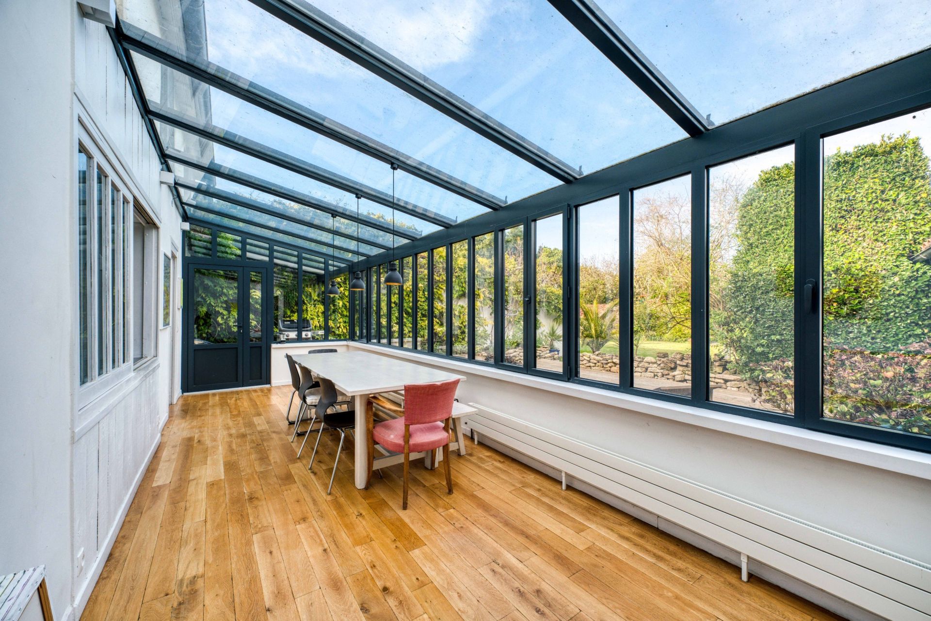 luxury house 7 Rooms for sale on LOIX (17111)