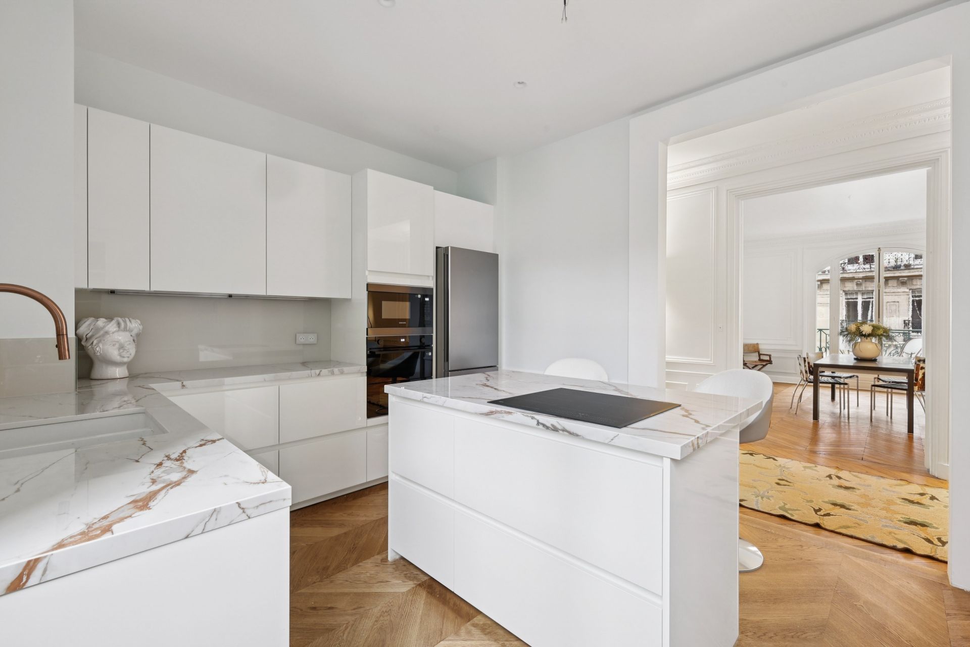 luxury apartment 6 Rooms for sale on PARIS (75004)