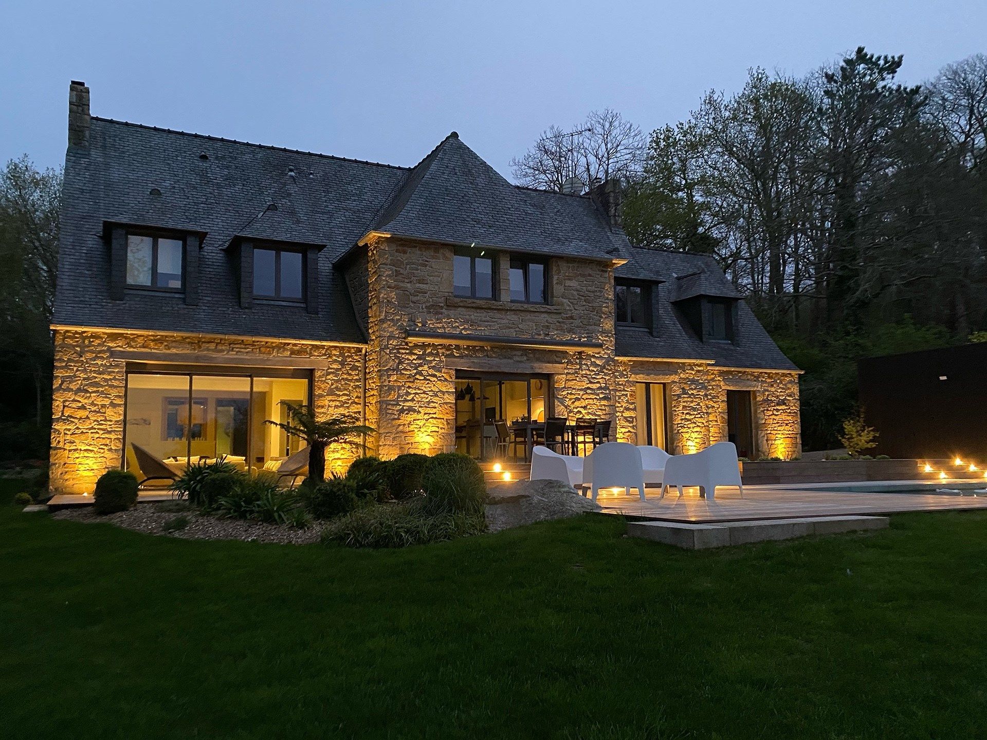 maison de luxe 10 Pièces en vente sur PLOUGASTEL DAOULAS (29470)