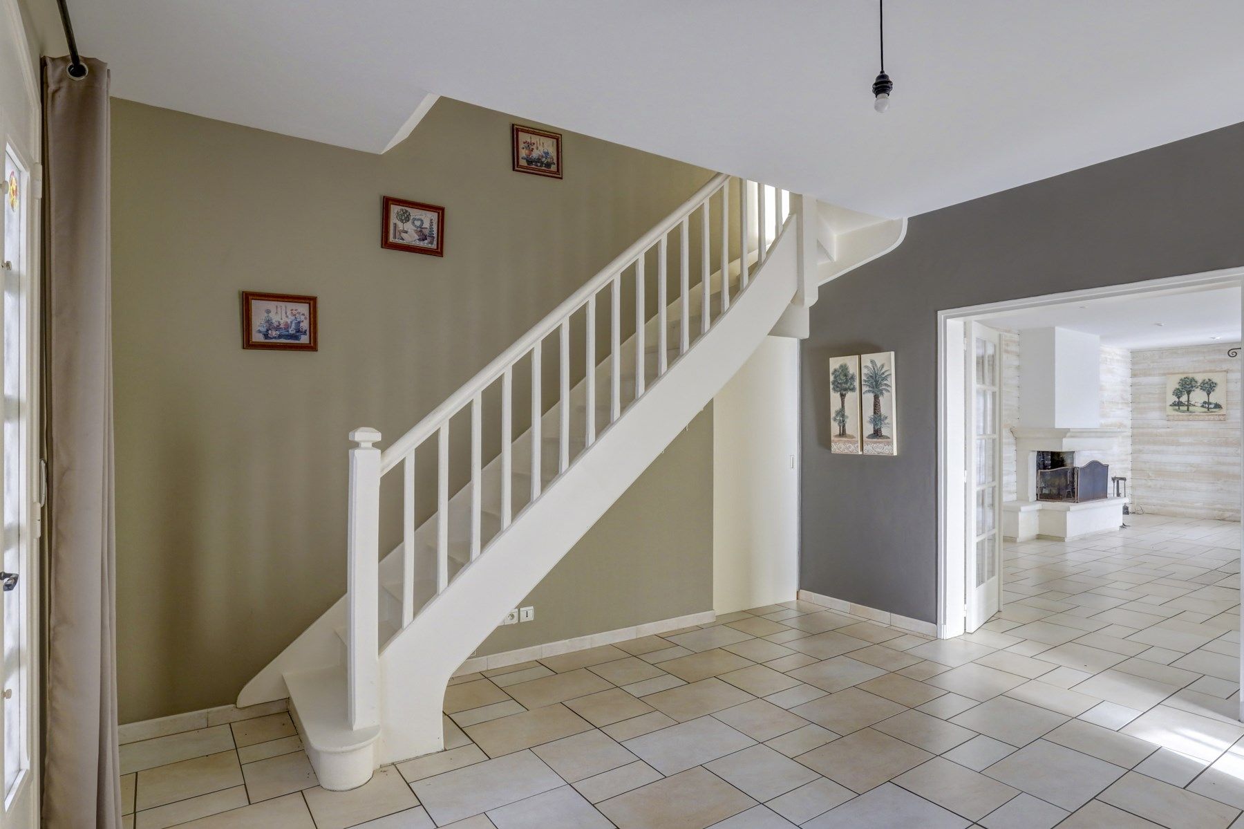 luxury house 10 Rooms for sale on GIROUSSENS (81500)