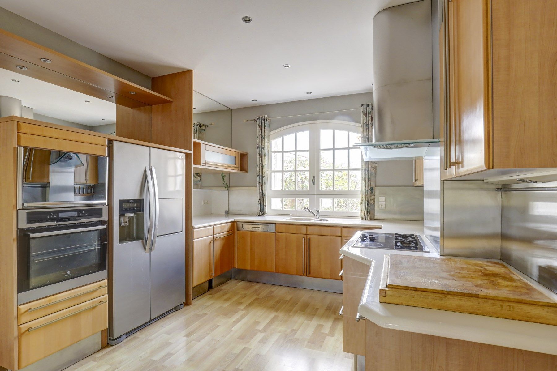 maison de luxe 10 Pièces en vente sur GIROUSSENS (81500)