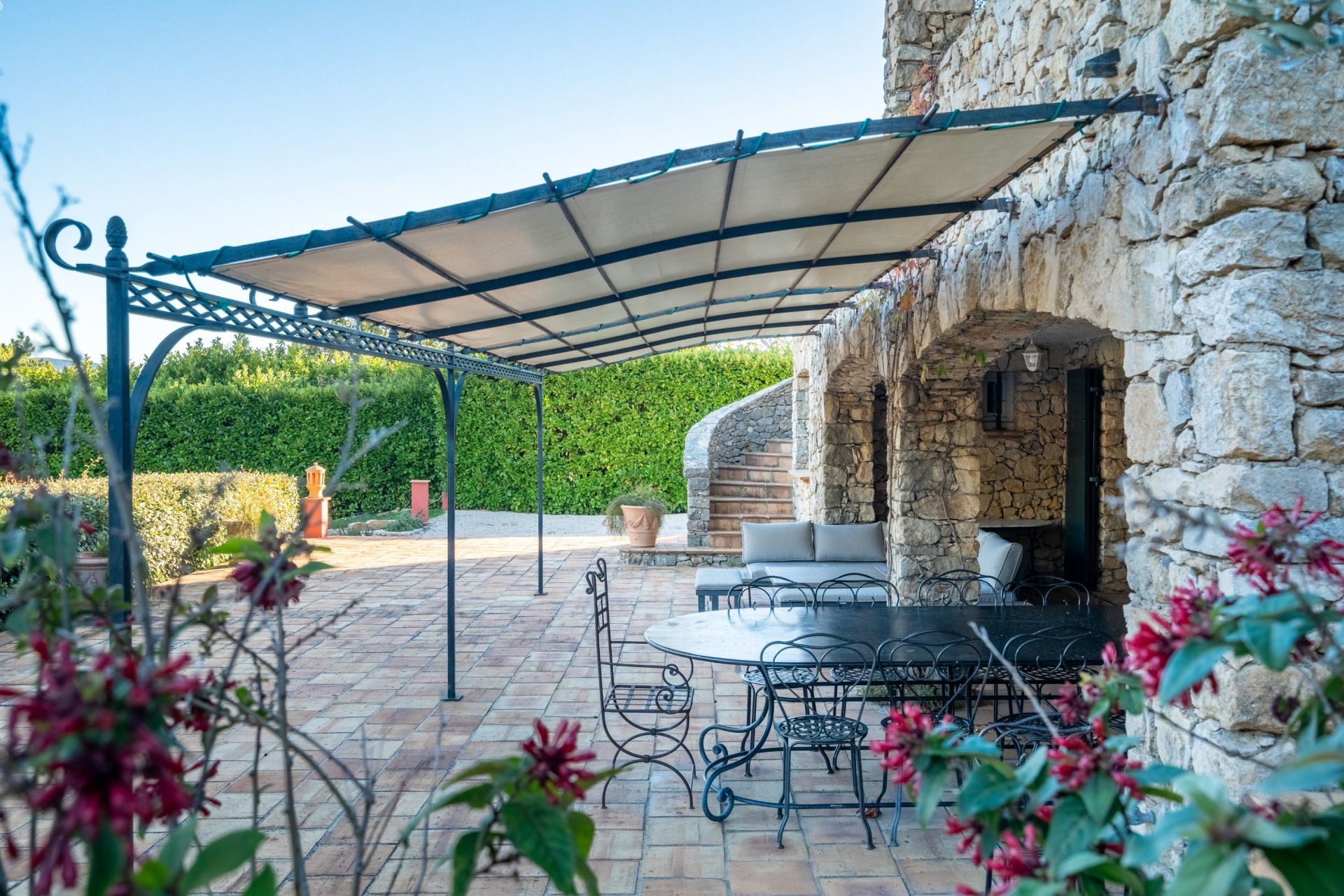luxury house 8 Rooms for sale on LA ROQUEBRUSSANNE (83136)